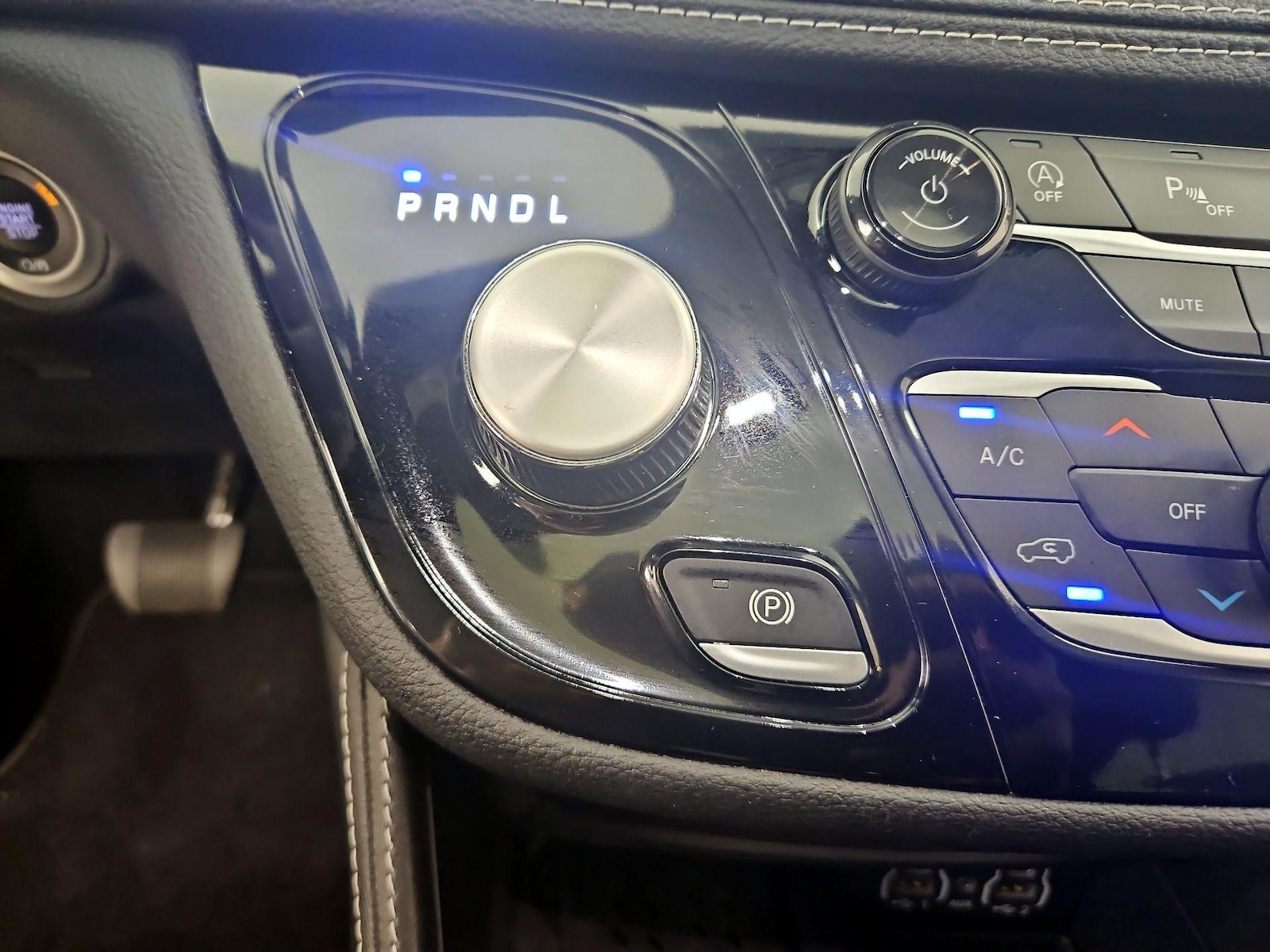 2025 Chrysler Pacifica Limited - Photo 19