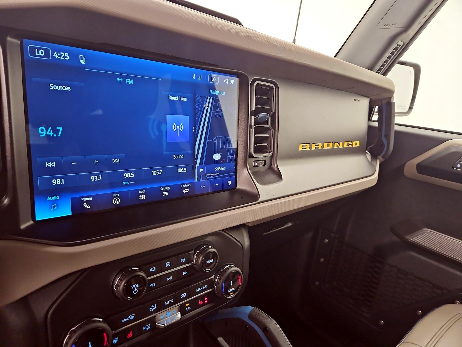 2022 Ford Bronco 4-Door Wildtrak - Photo 17