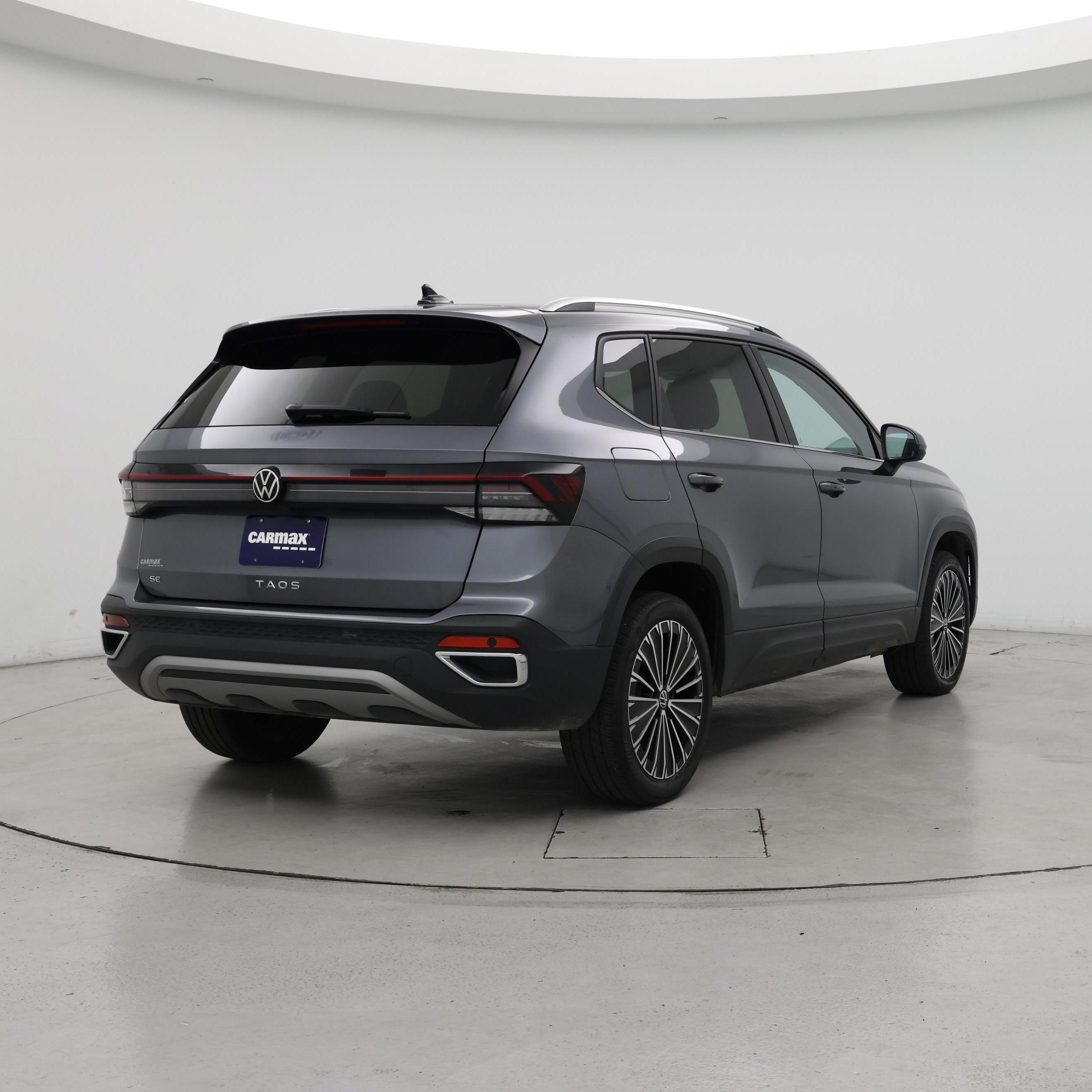 Thumbnail: 2025 Volkswagen Taos - 8