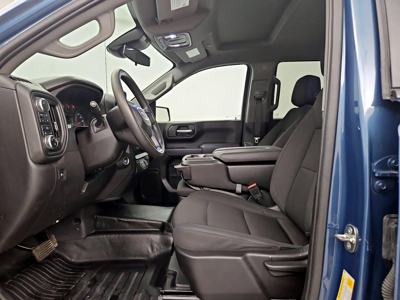 Power Seat(s) & Side Airbags