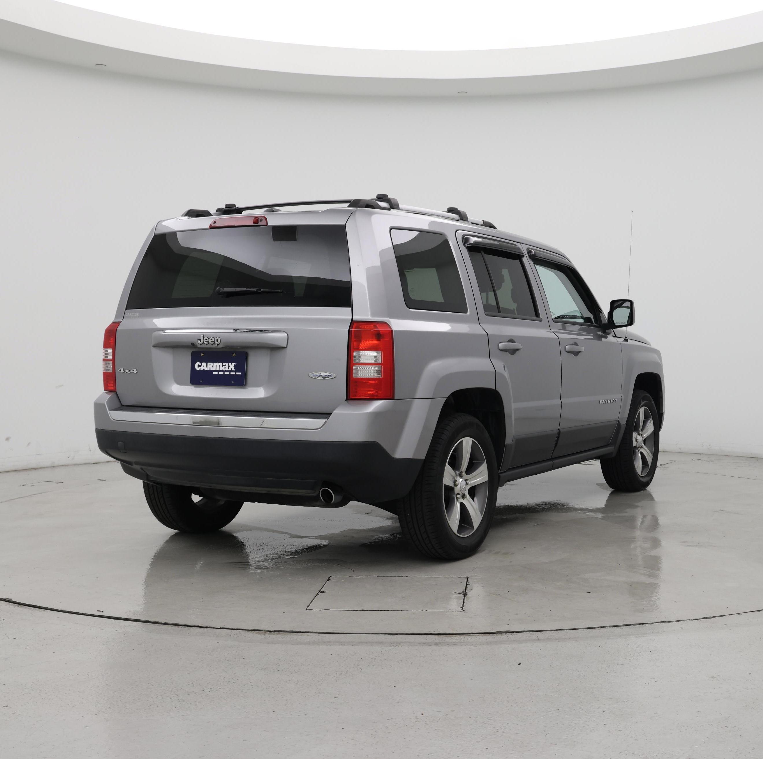 Thumbnail: 2016 Jeep Patriot - 8