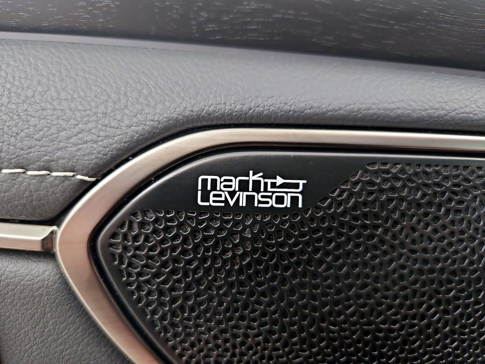 2025 Lexus ES 350 Luxury - Photo 25