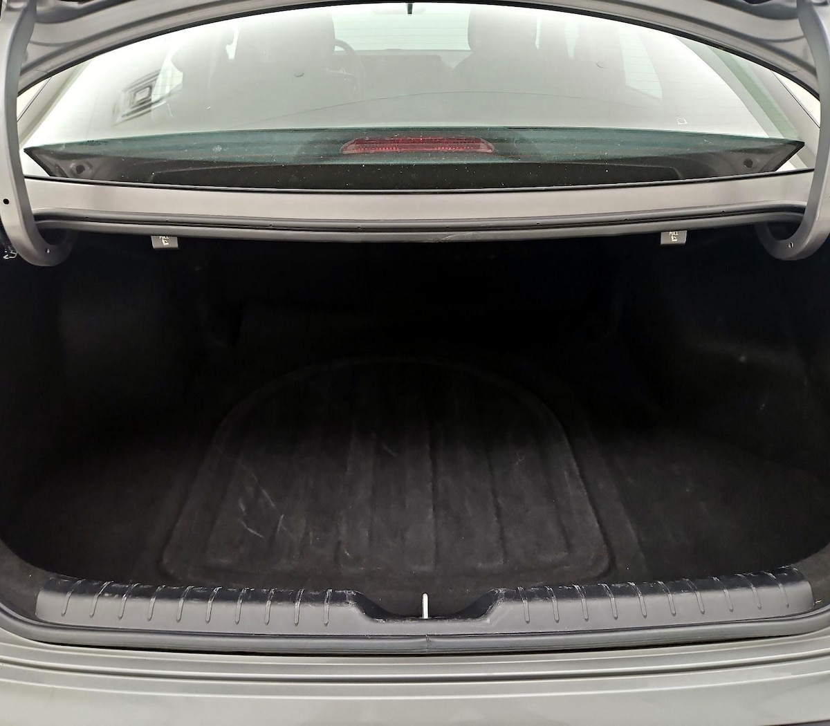 Trunk/Cargo (Seats Up)