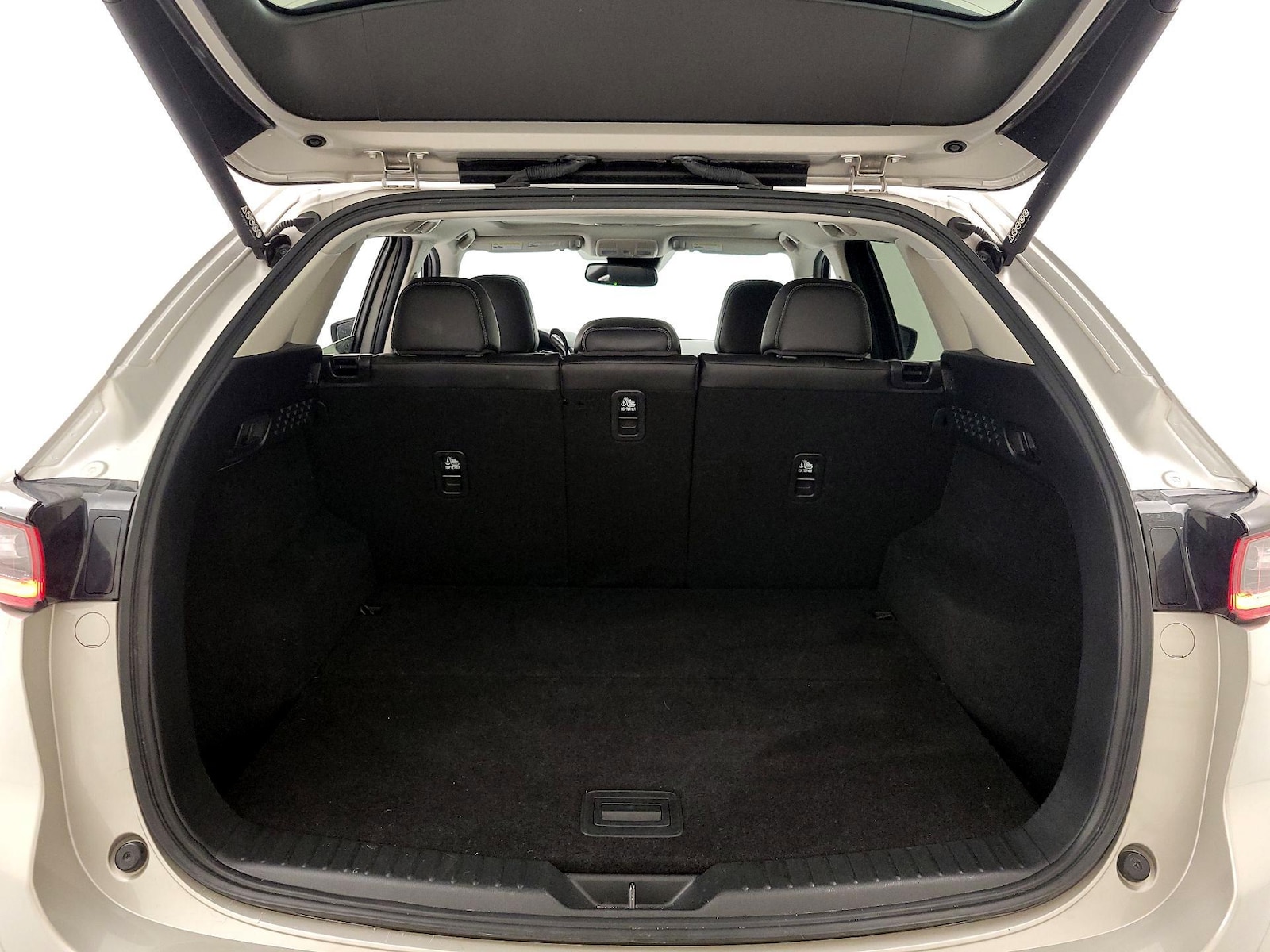 2025 Mazda CX-5 S Preferred package - Photo 22