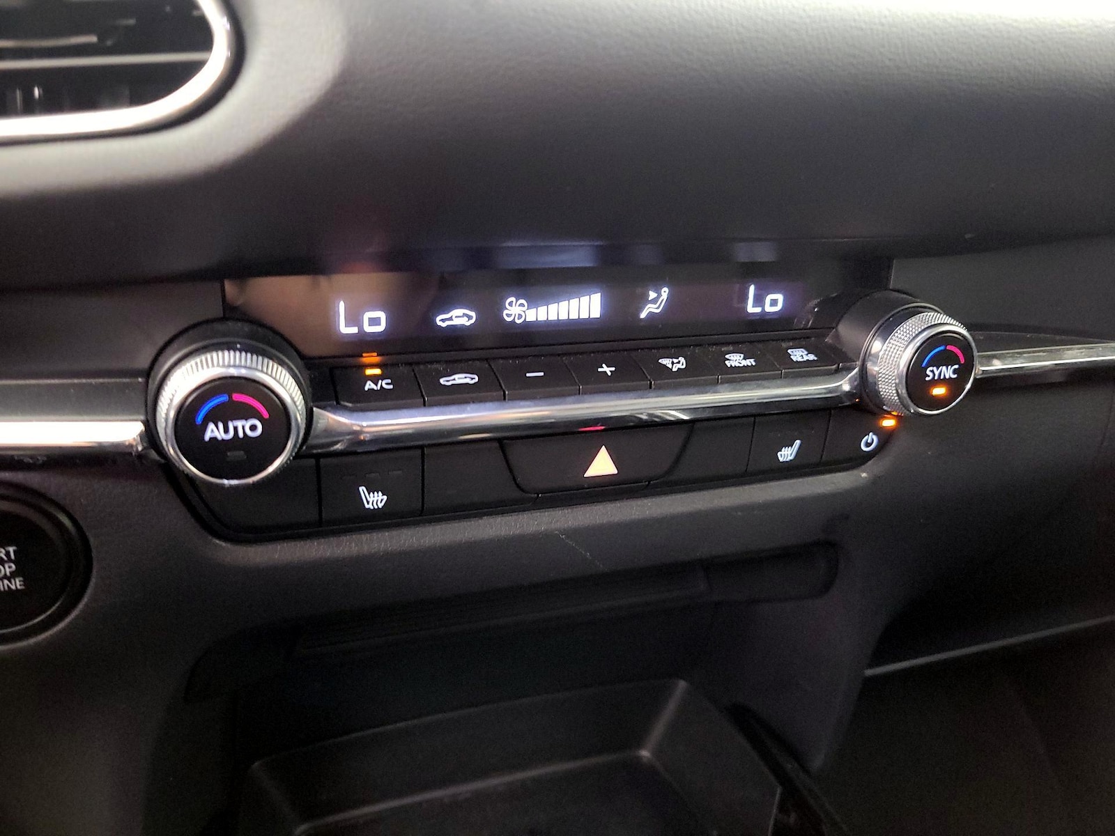 2025 Mazda CX-30 Carbon Edition - Photo 15
