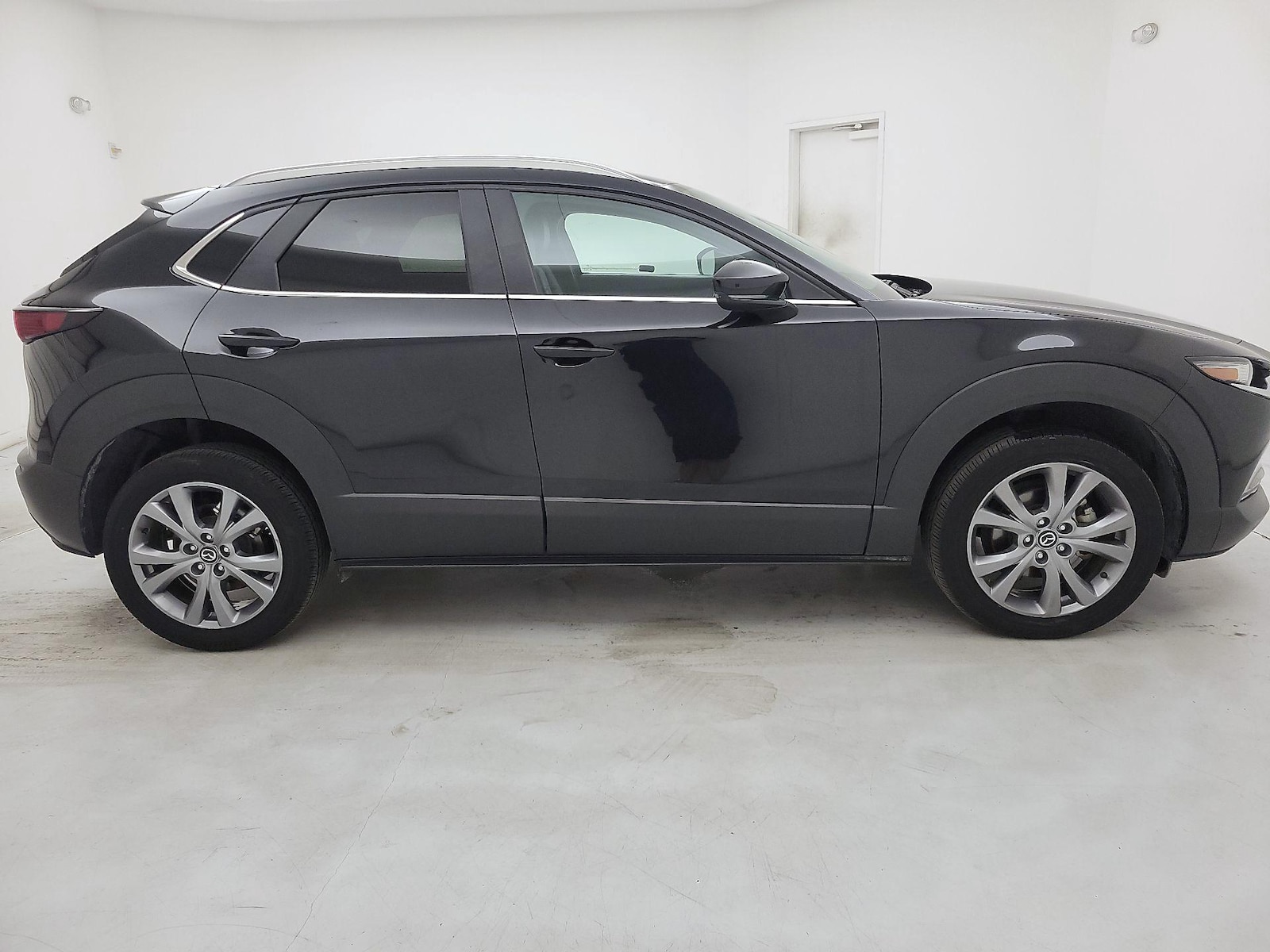 2025 Mazda CX-30 Carbon Edition - Photo 4