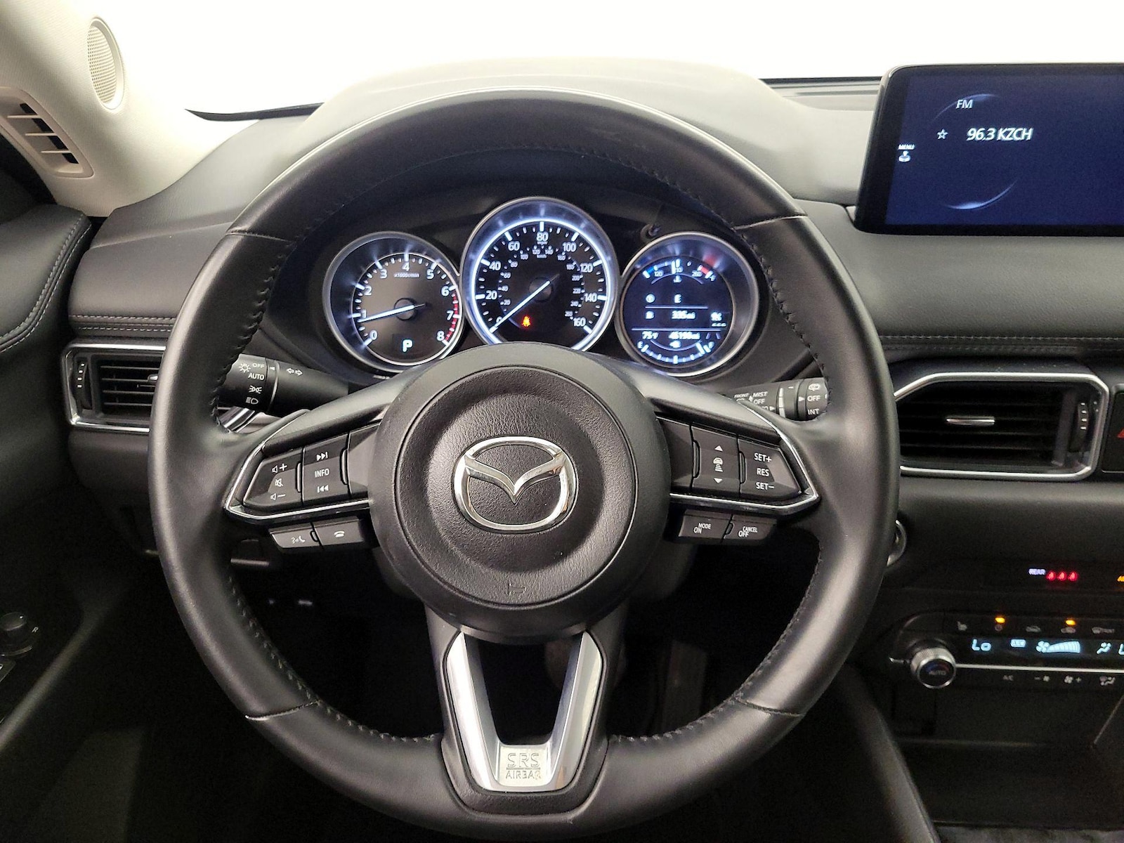 2025 Mazda CX-5 S Preferred package - Photo 11