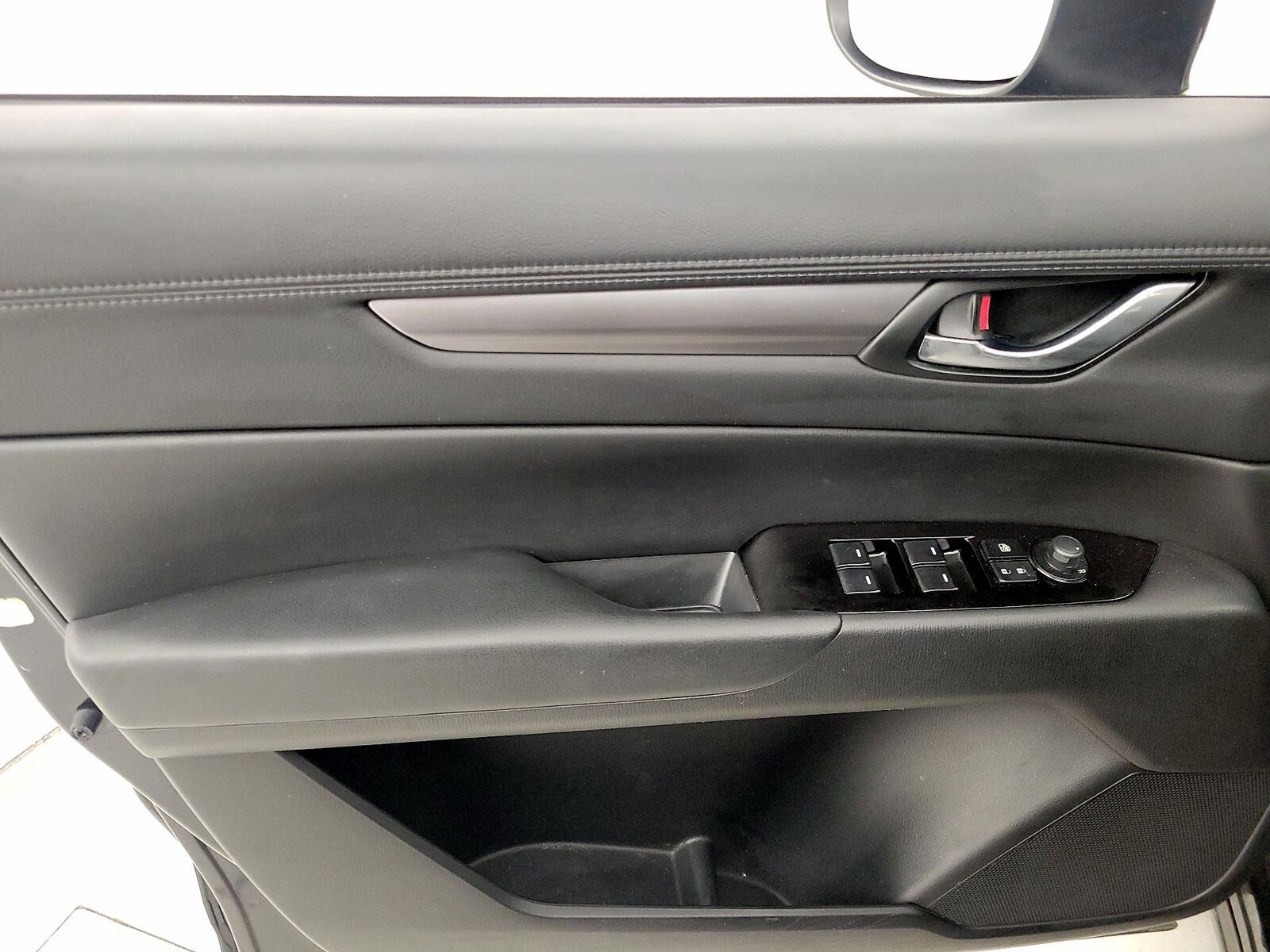 2025 Mazda CX-5 S Preferred package - Photo 13