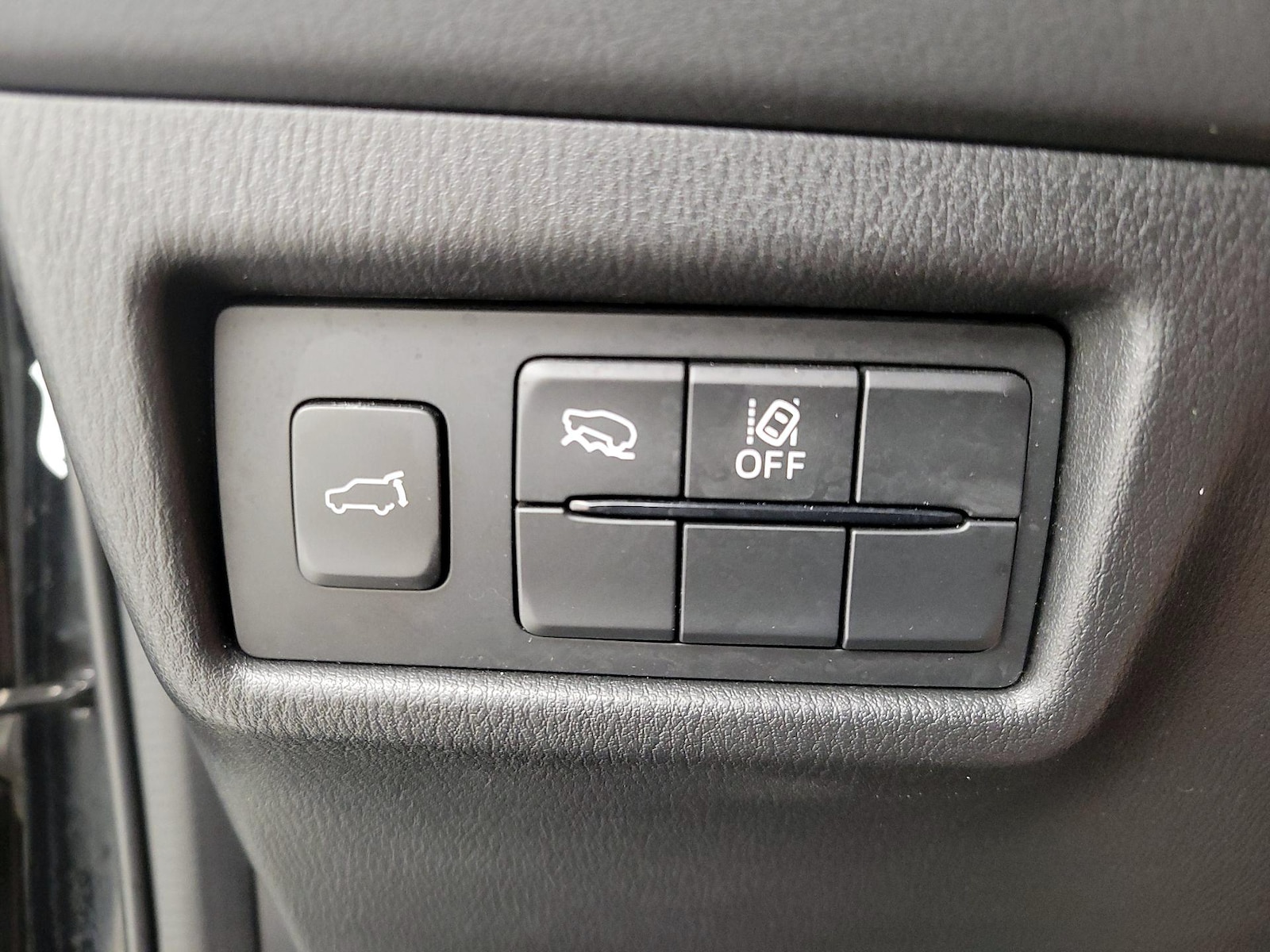 2025 Mazda CX-5 S Preferred package - Photo 14