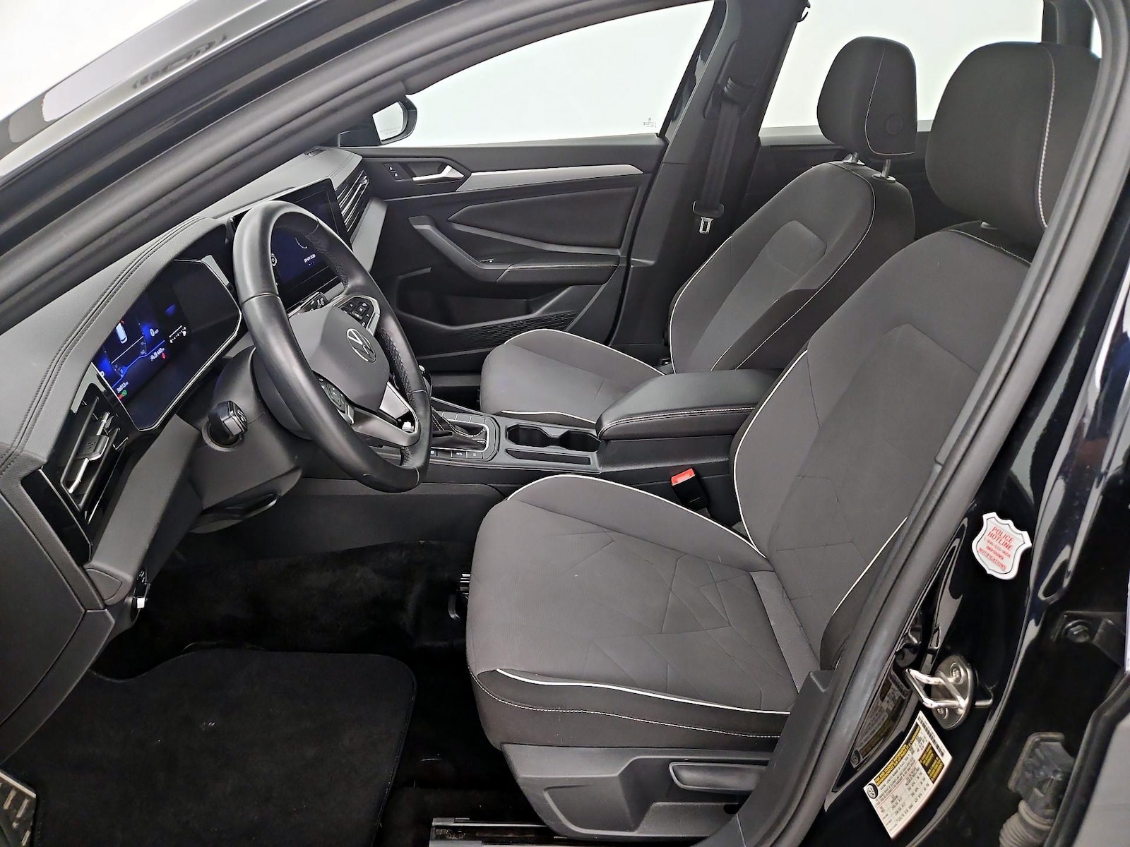 2025 Volkswagen Jetta Sport - Photo 12