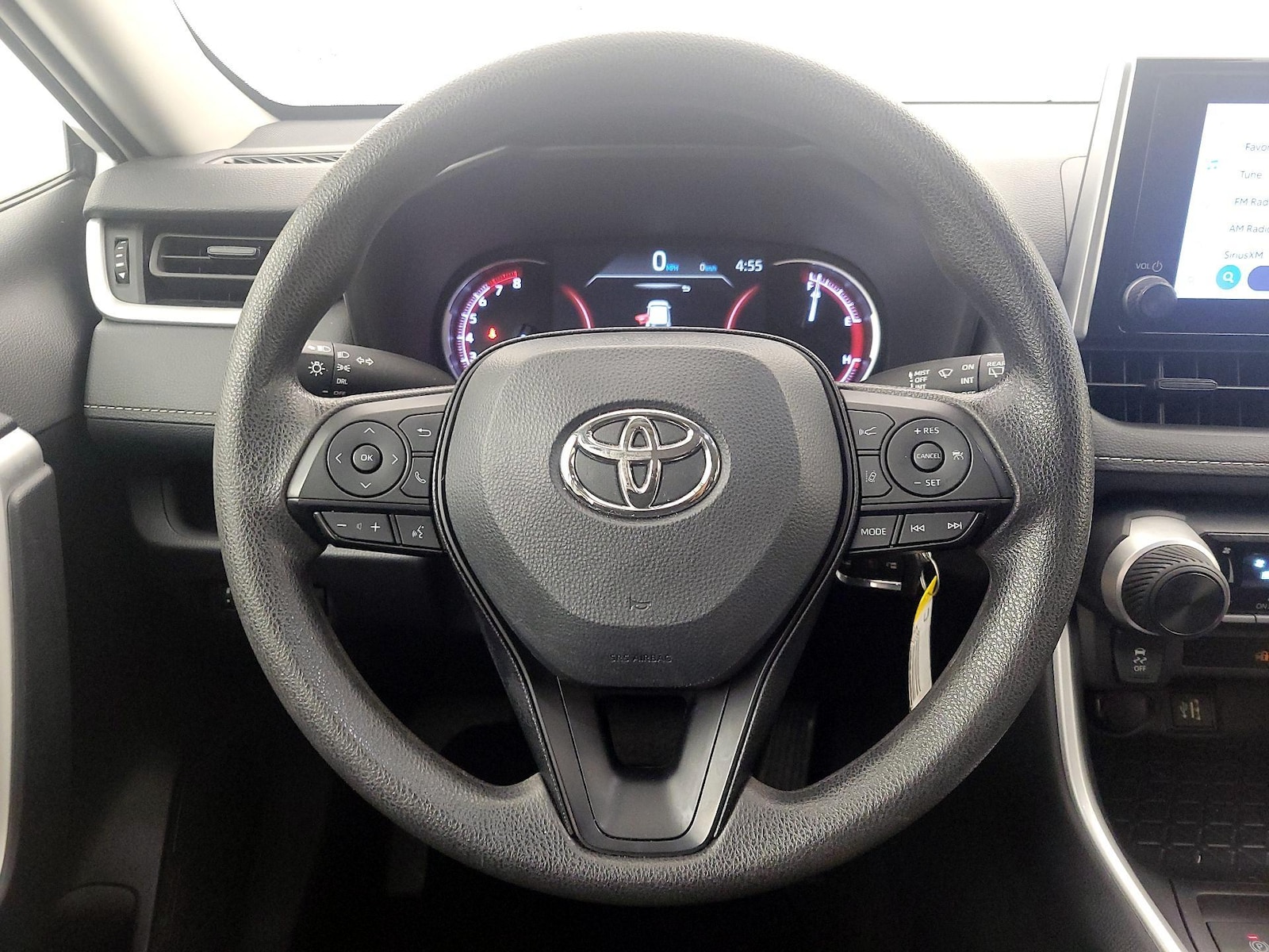 2025 Toyota RAV4 LE - Photo 11