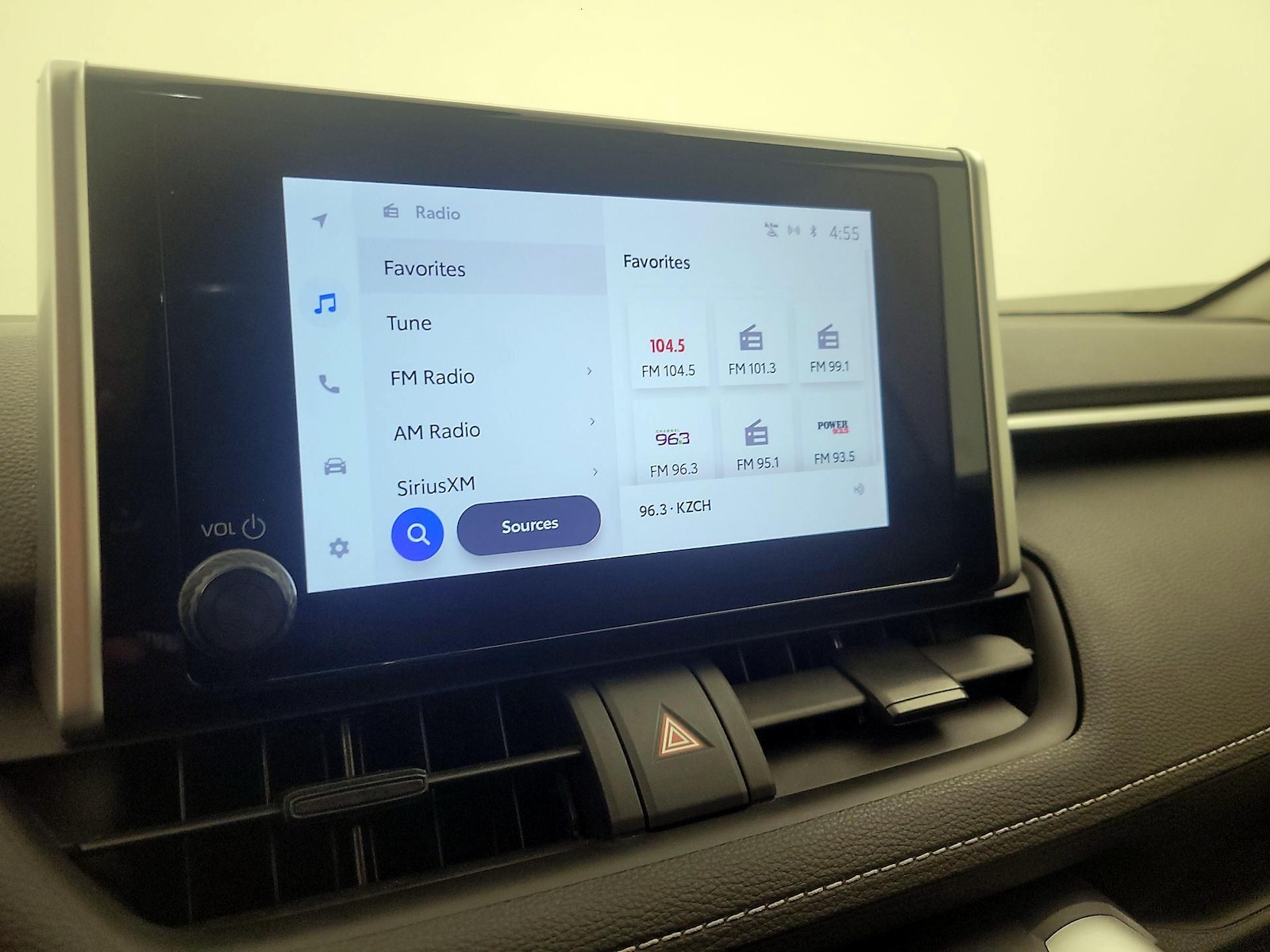 2025 Toyota RAV4 LE - Photo 16