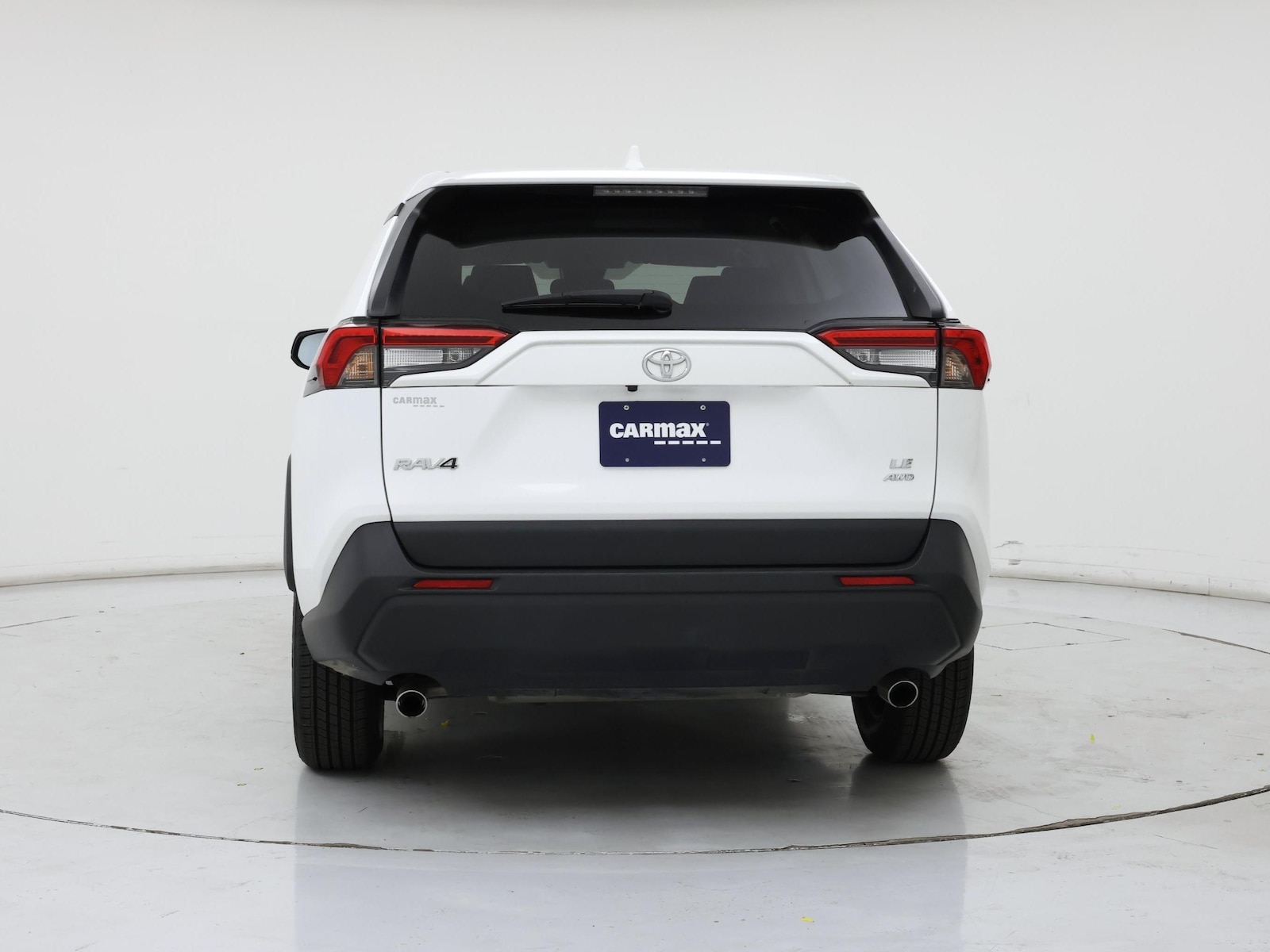 2025 Toyota RAV4 LE - Photo 7