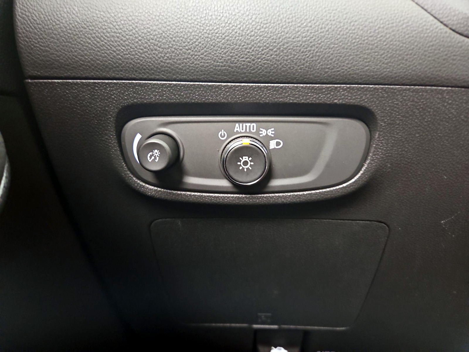 2026 Buick Encore GX Sport Touring - Photo 14