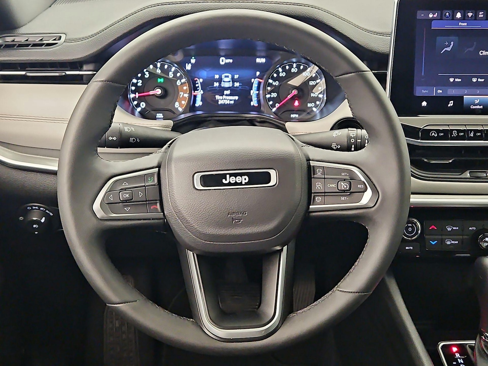 2025 Jeep Compass Limited - Photo 11
