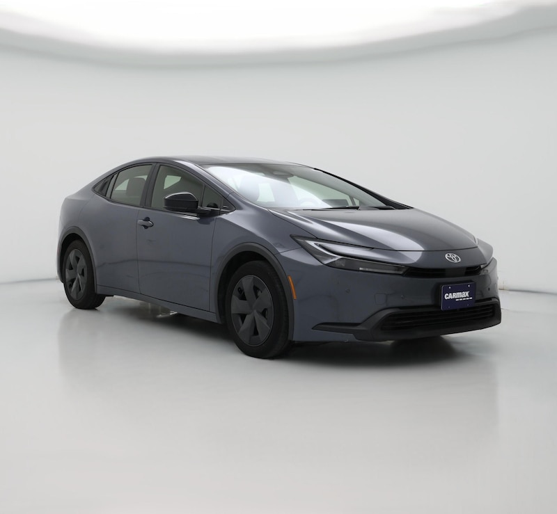 2025 Toyota Prius LE