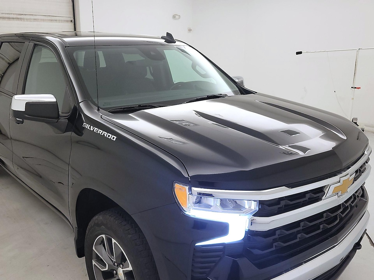 Featured vehicle