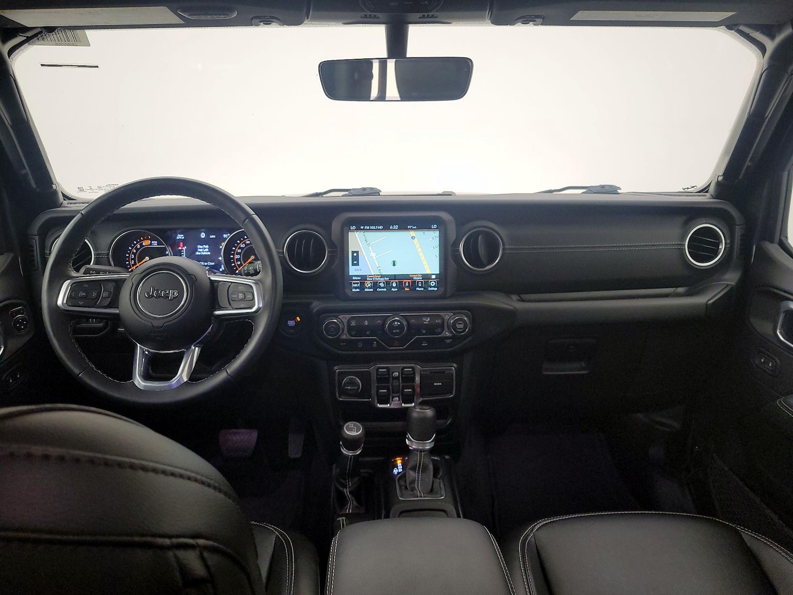 Apple CarPlay® & Android Auto™