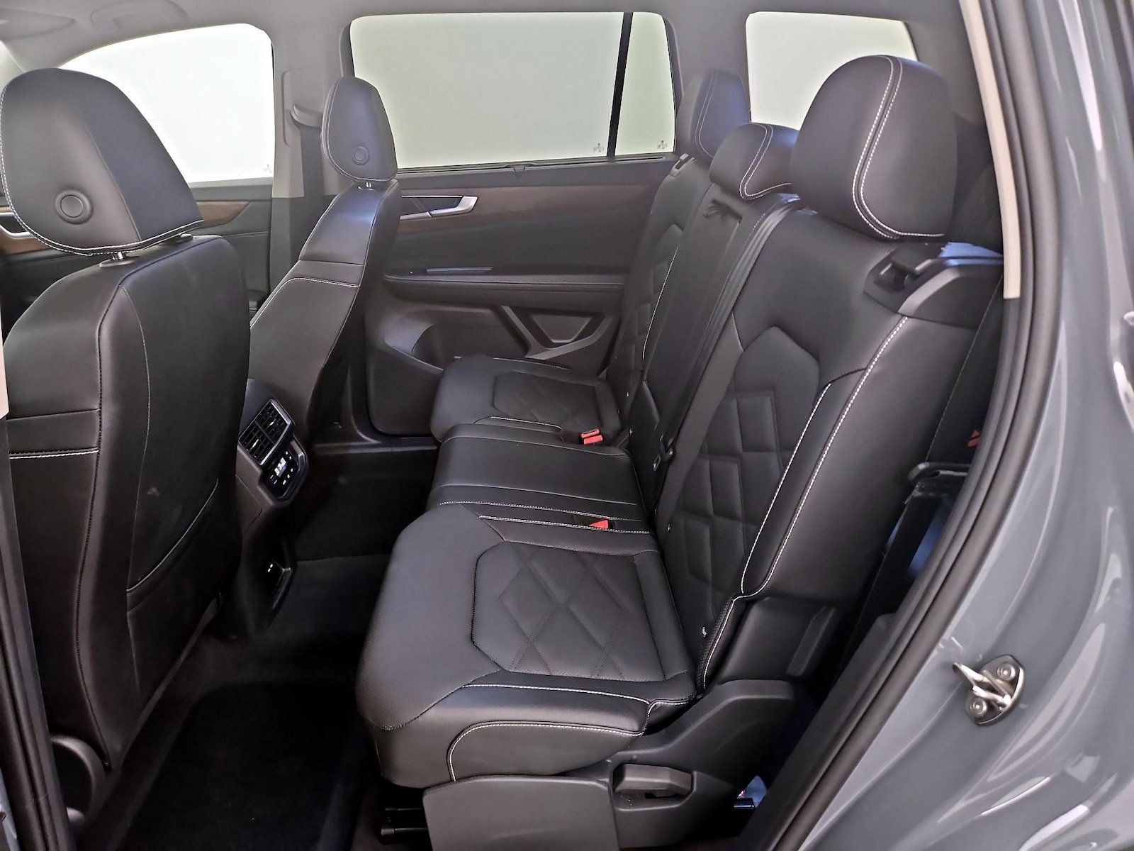 Rear Air Conditioning