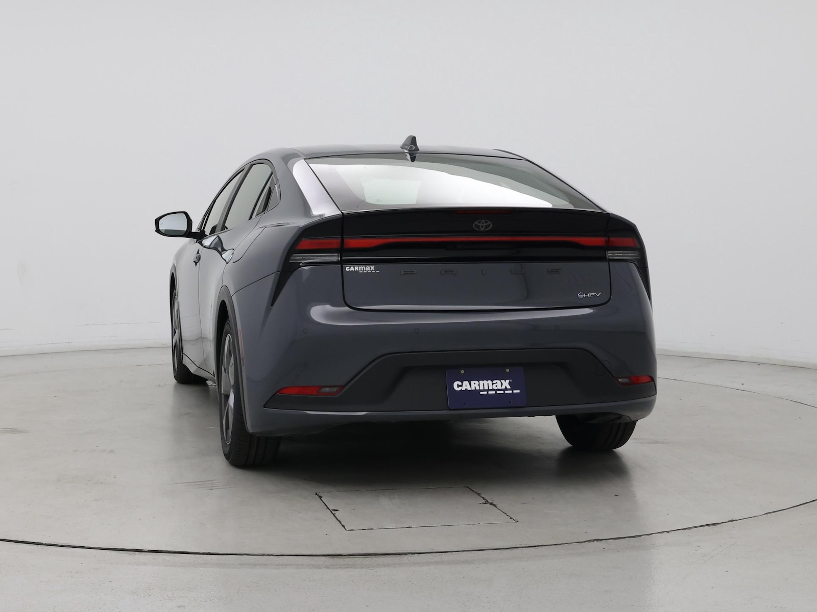 2025 Toyota Prius LE - Photo 7