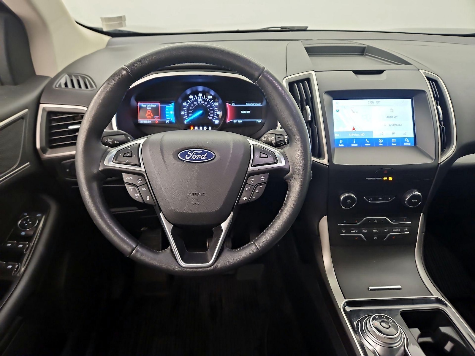 2020 Ford Edge SEL - Photo 11
