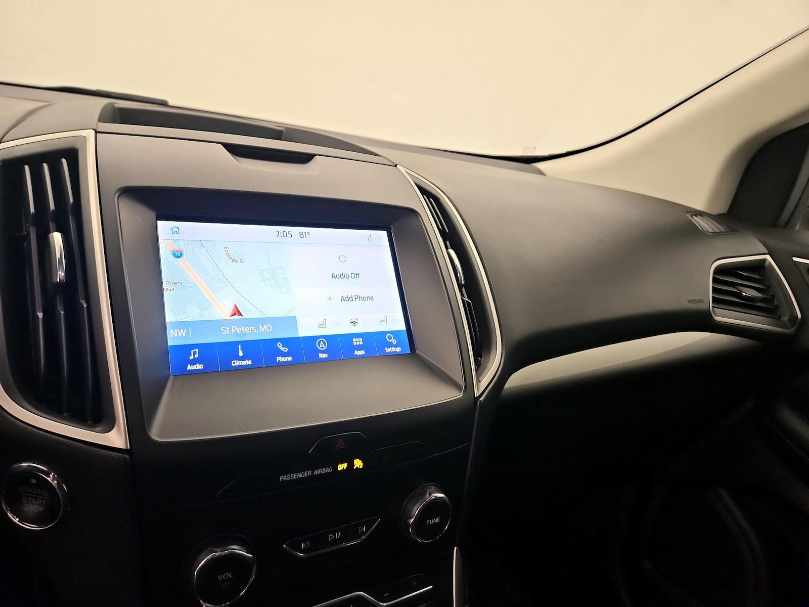 2020 Ford Edge SEL - Photo 16