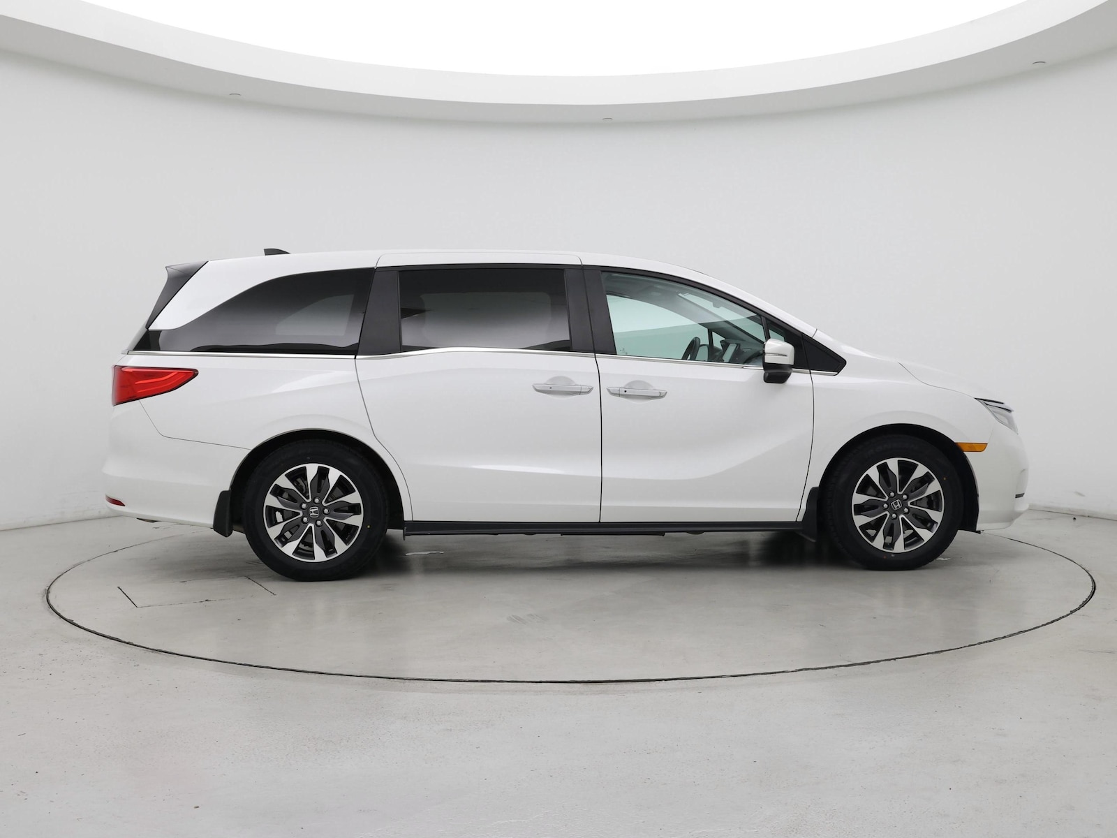 2023 Honda Odyssey EX-L - Photo 8