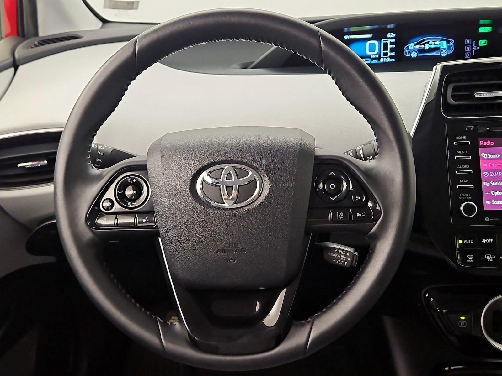 2020 Toyota Prius Prime LE - Photo 11