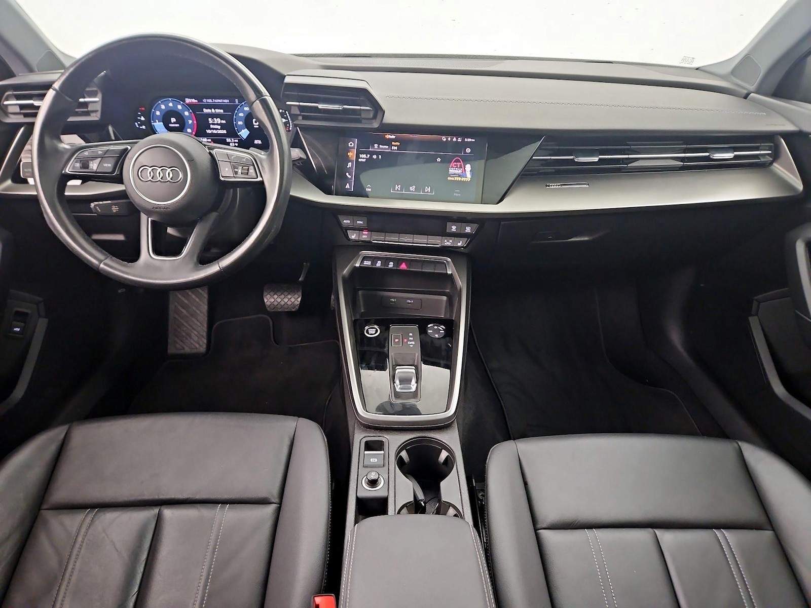 Apple CarPlay® & Android Auto™