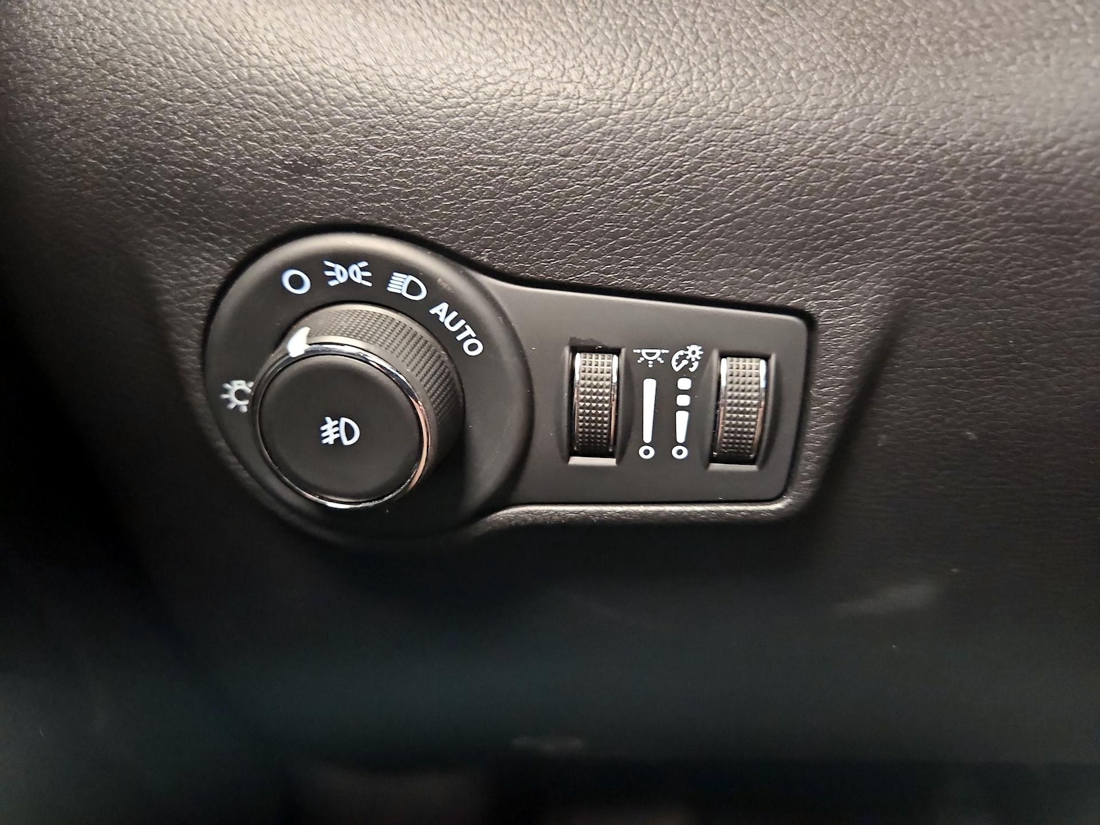 2025 Jeep Compass Trailhawk - Photo 14