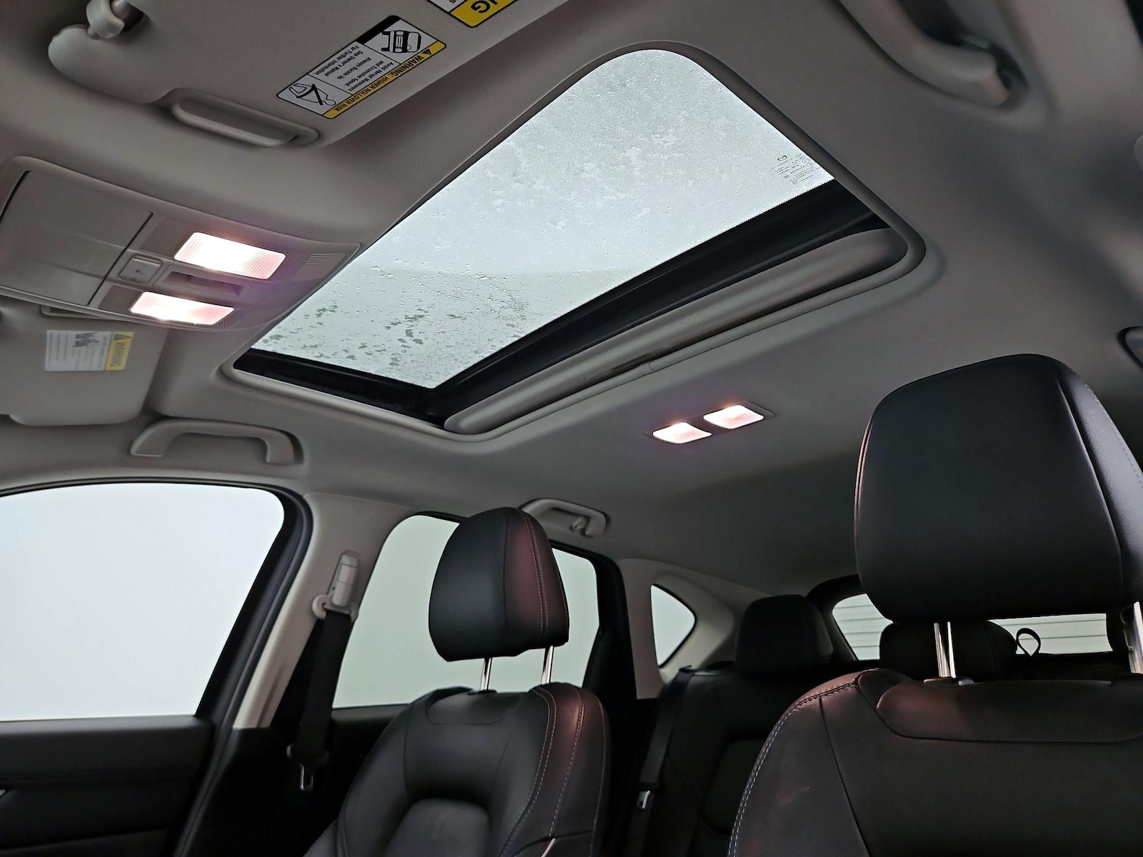 Sunroof(s) & Overhead Airbags