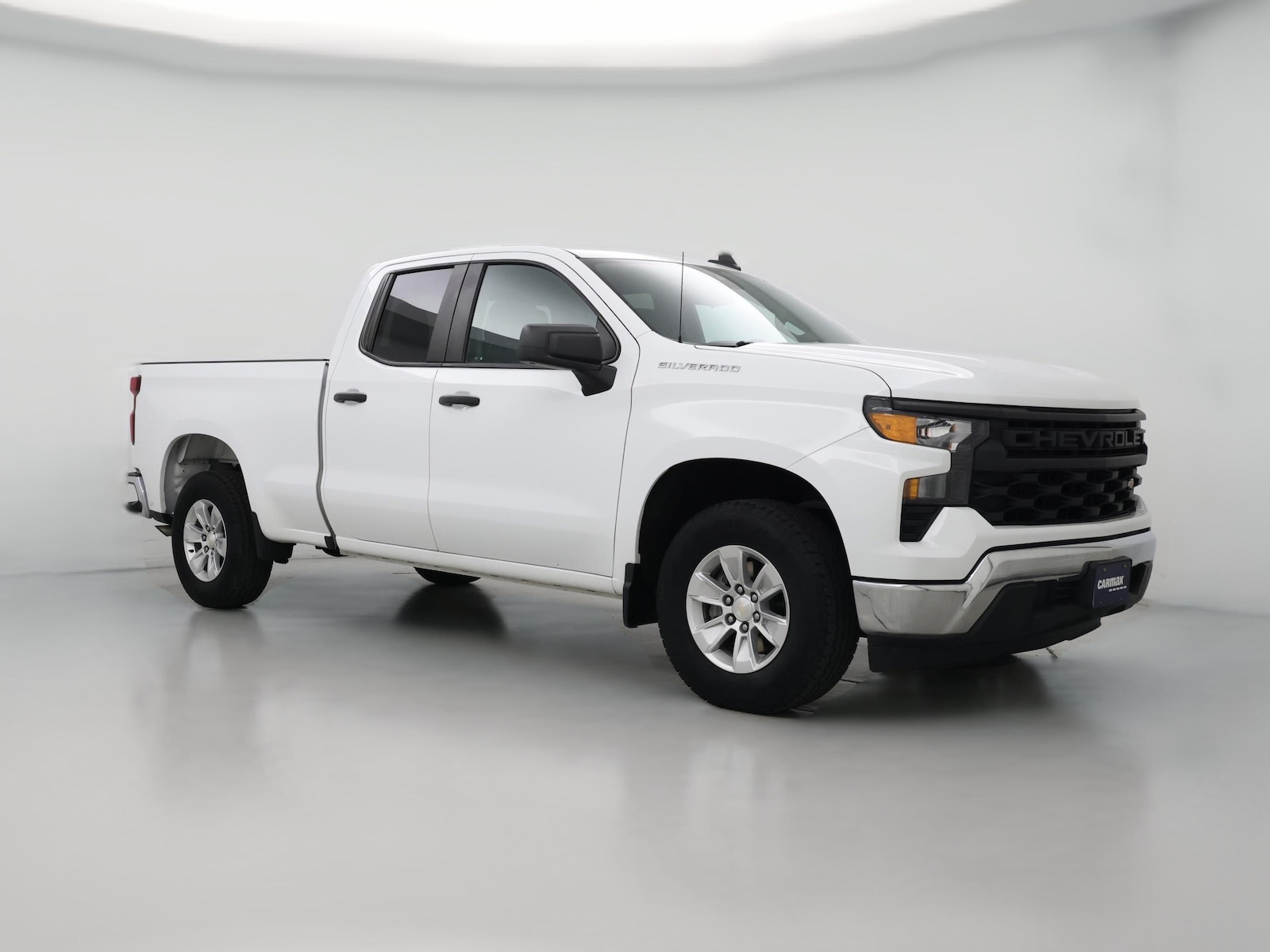 Heated Mirrors & Tow Hitch