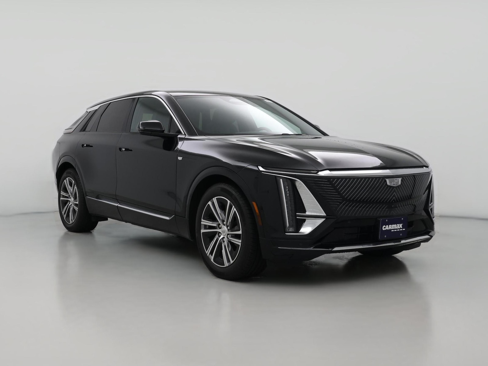 2024 Cadillac LYRIQ Luxury 1