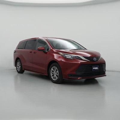 2025 Toyota Sienna LE