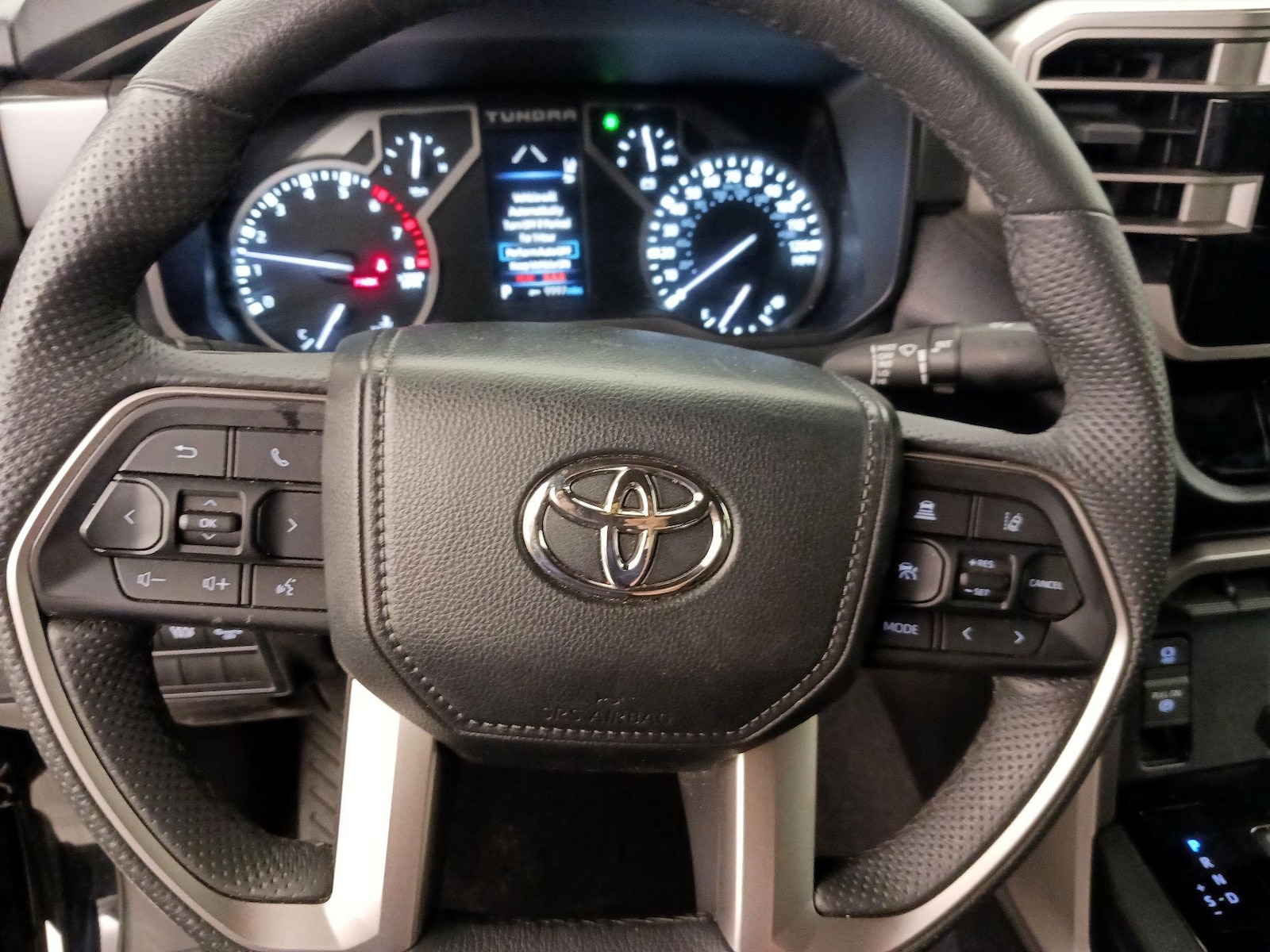 2025 Toyota Tundra SR5 - Photo 11