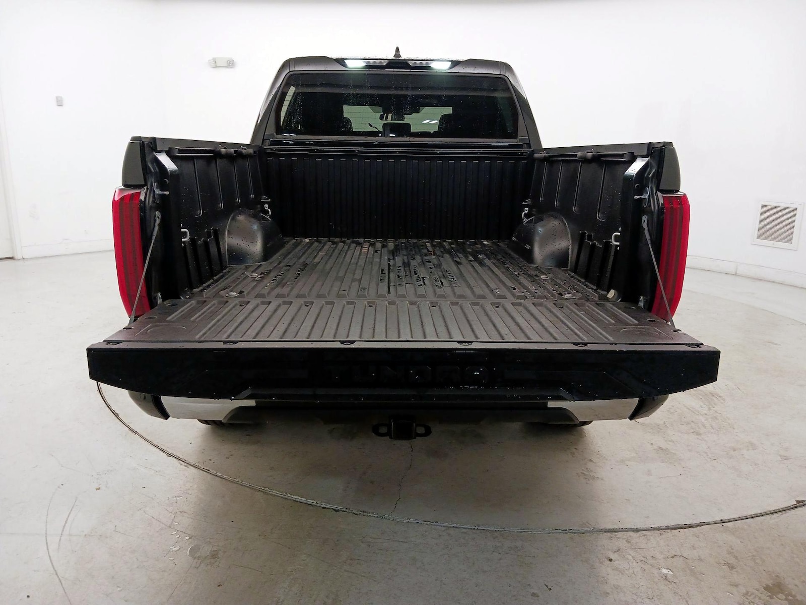 2025 Toyota Tundra SR5 - Photo 21