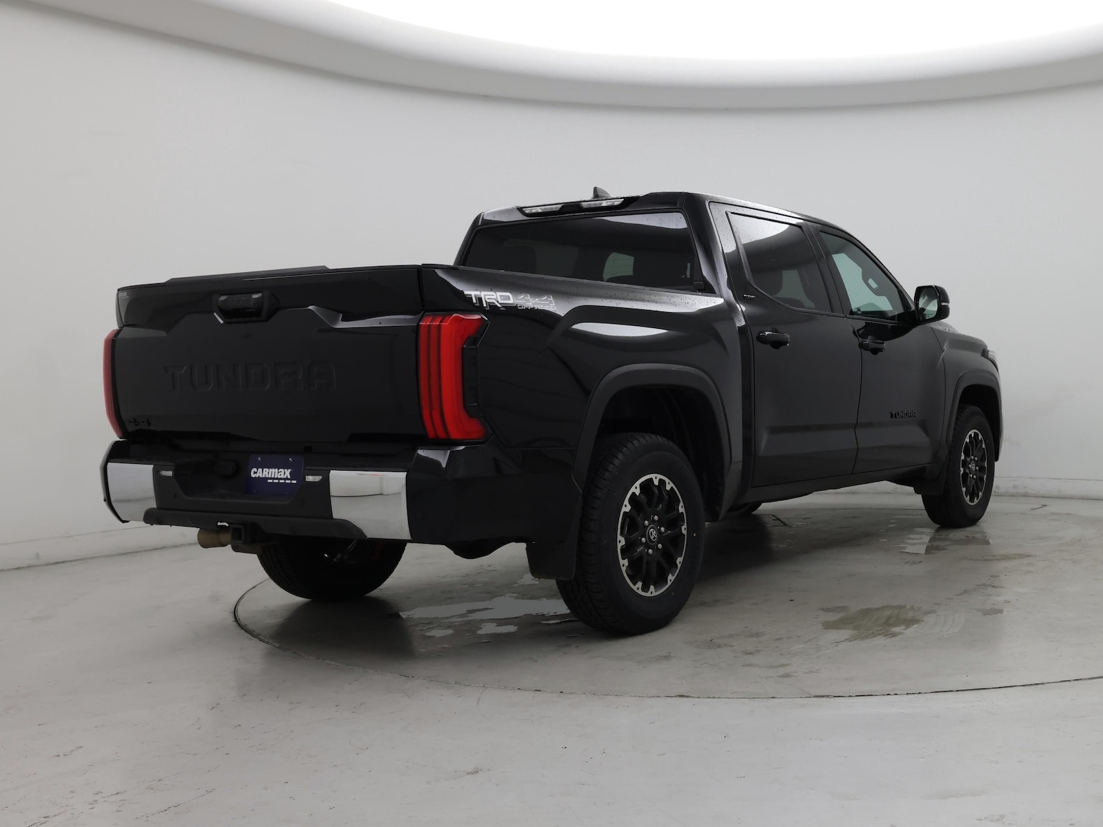 2025 Toyota Tundra SR5 - Photo 9
