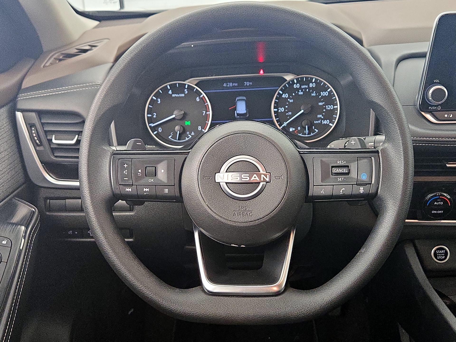 Thumbnail: 2023 Nissan Rogue - 10