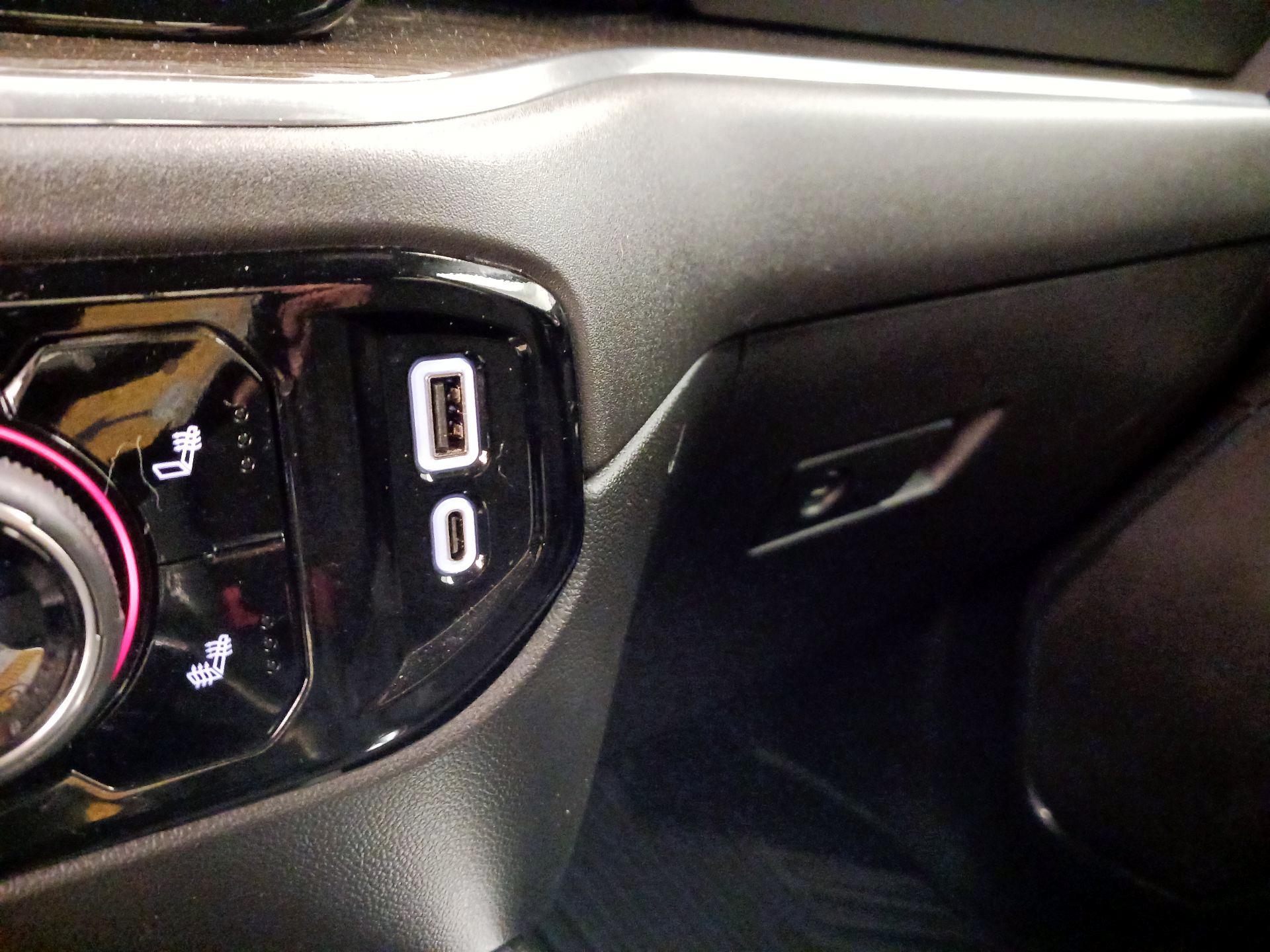 Thumbnail: 2024 Chevrolet Silverado 1500 - 18