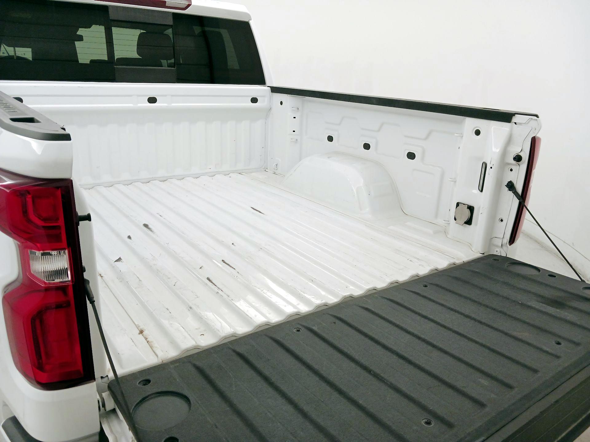 Thumbnail: 2024 Chevrolet Silverado 1500 - 20