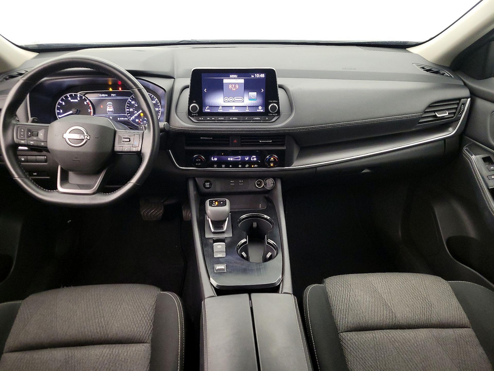 2025 Nissan Rogue SV - Photo 10