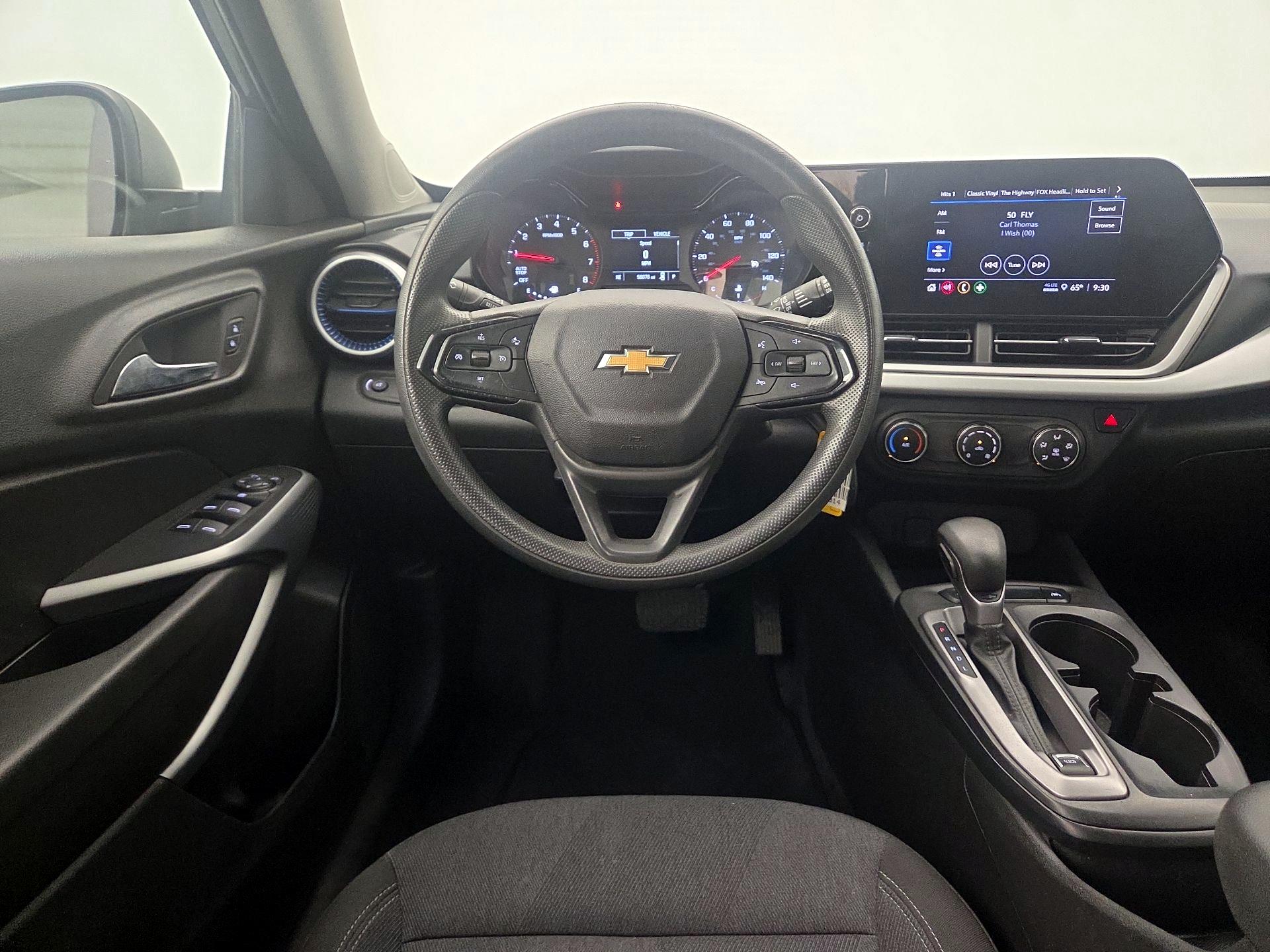 Thumbnail: 2024 Chevrolet Trax - 10