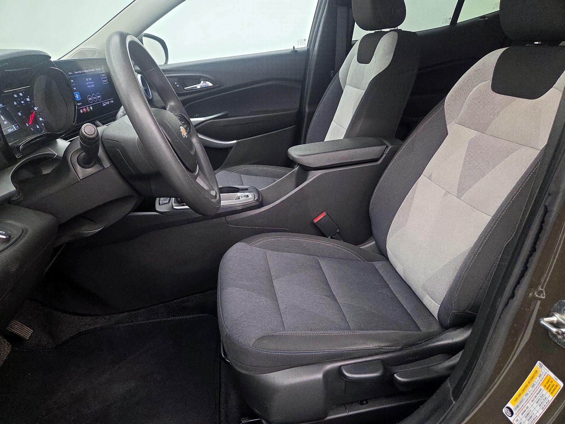Thumbnail: 2024 Chevrolet Trax - 11