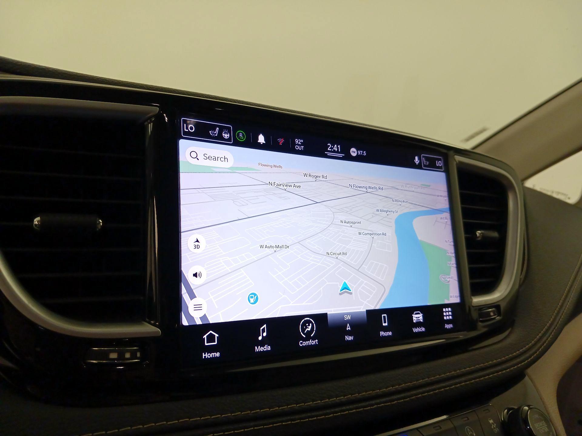 Thumbnail: 2021 Chrysler Pacifica - 14