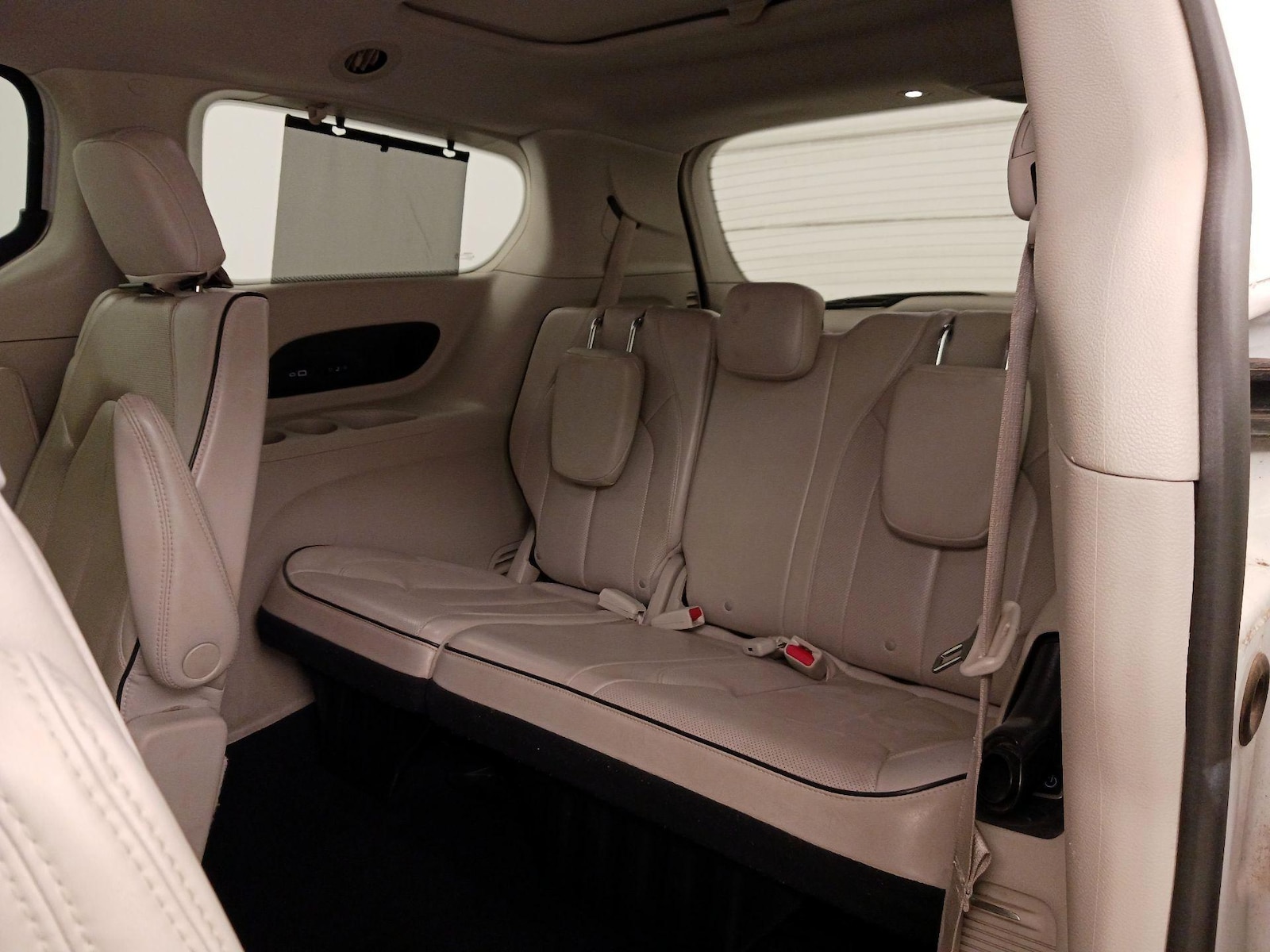 2021 Chrysler Pacifica Limited - Photo 23