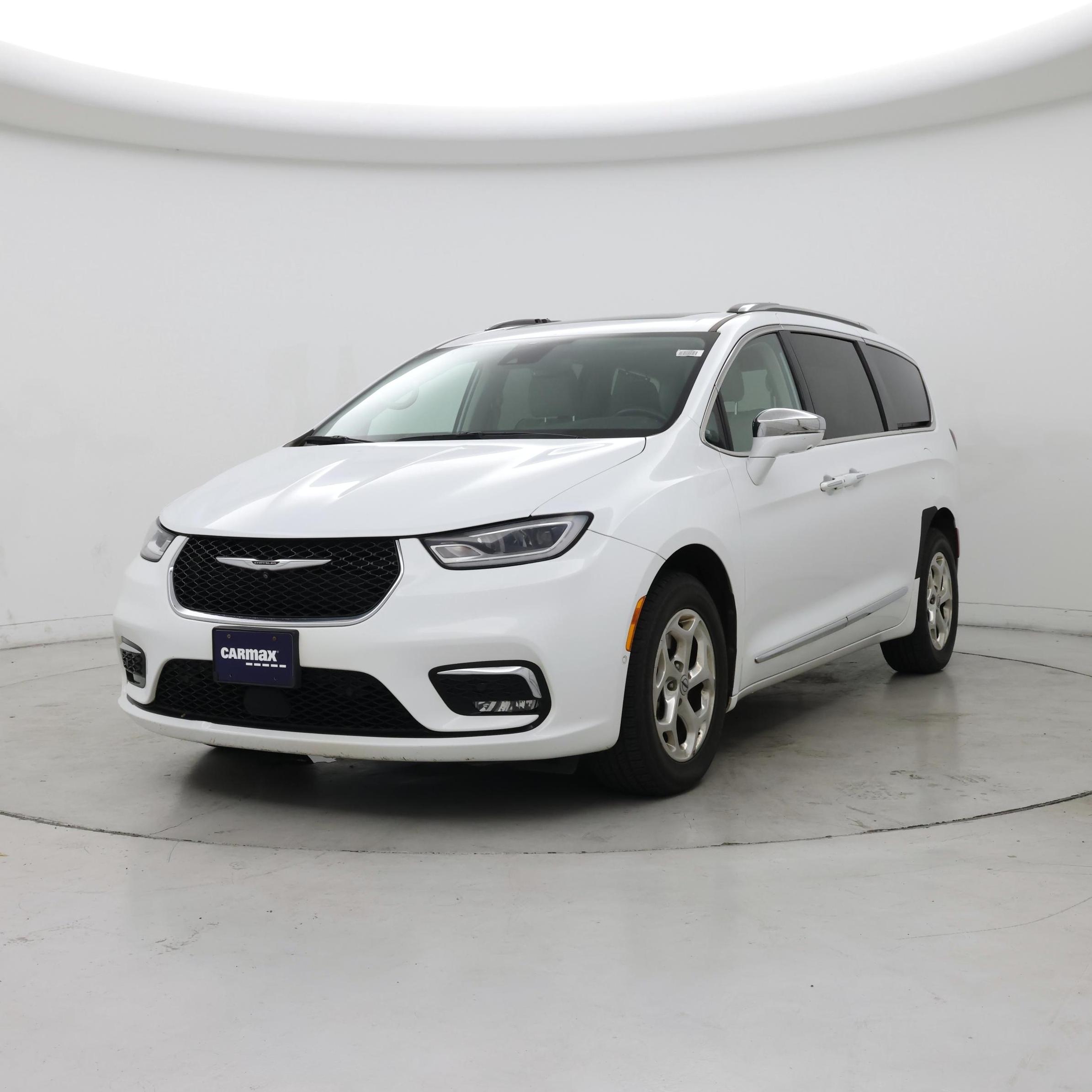 Thumbnail: 2021 Chrysler Pacifica - 4