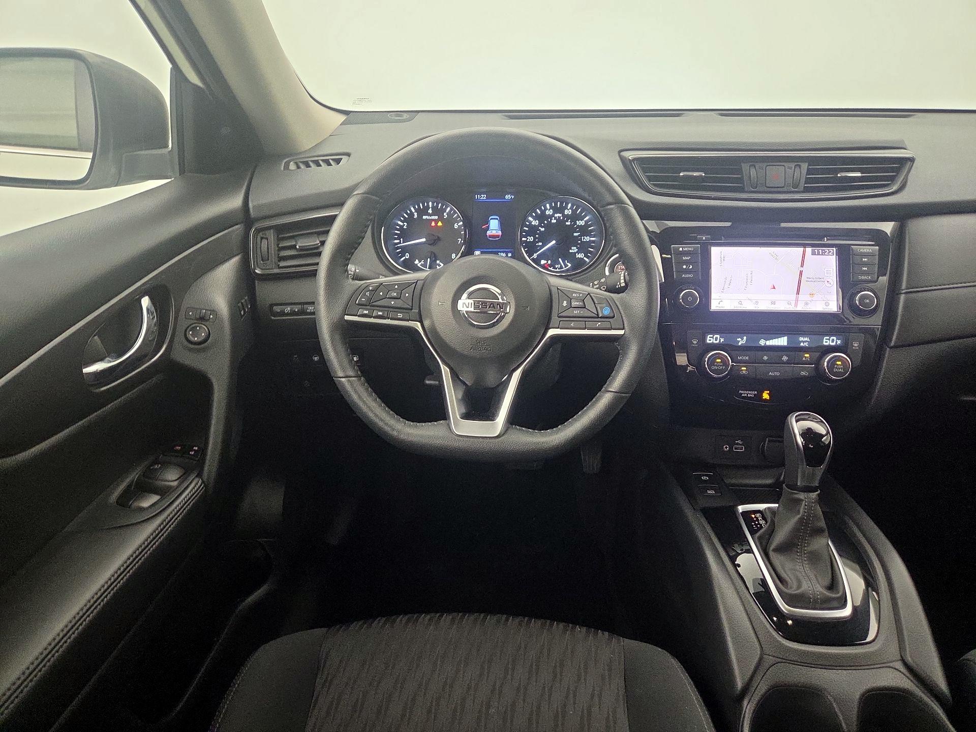 Thumbnail: 2020 Nissan Rogue - 10