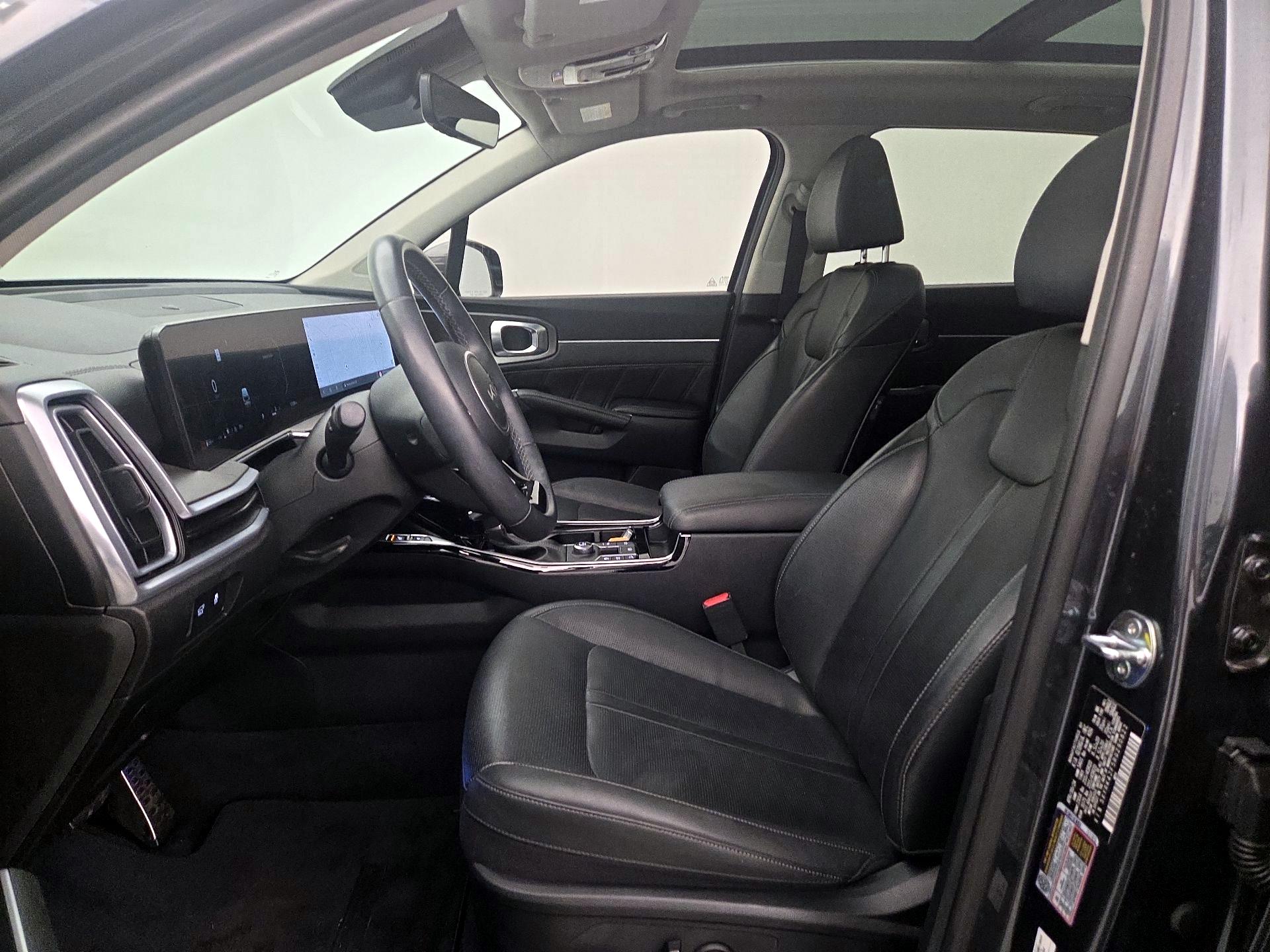 Thumbnail: 2024 Kia Sorento - 11