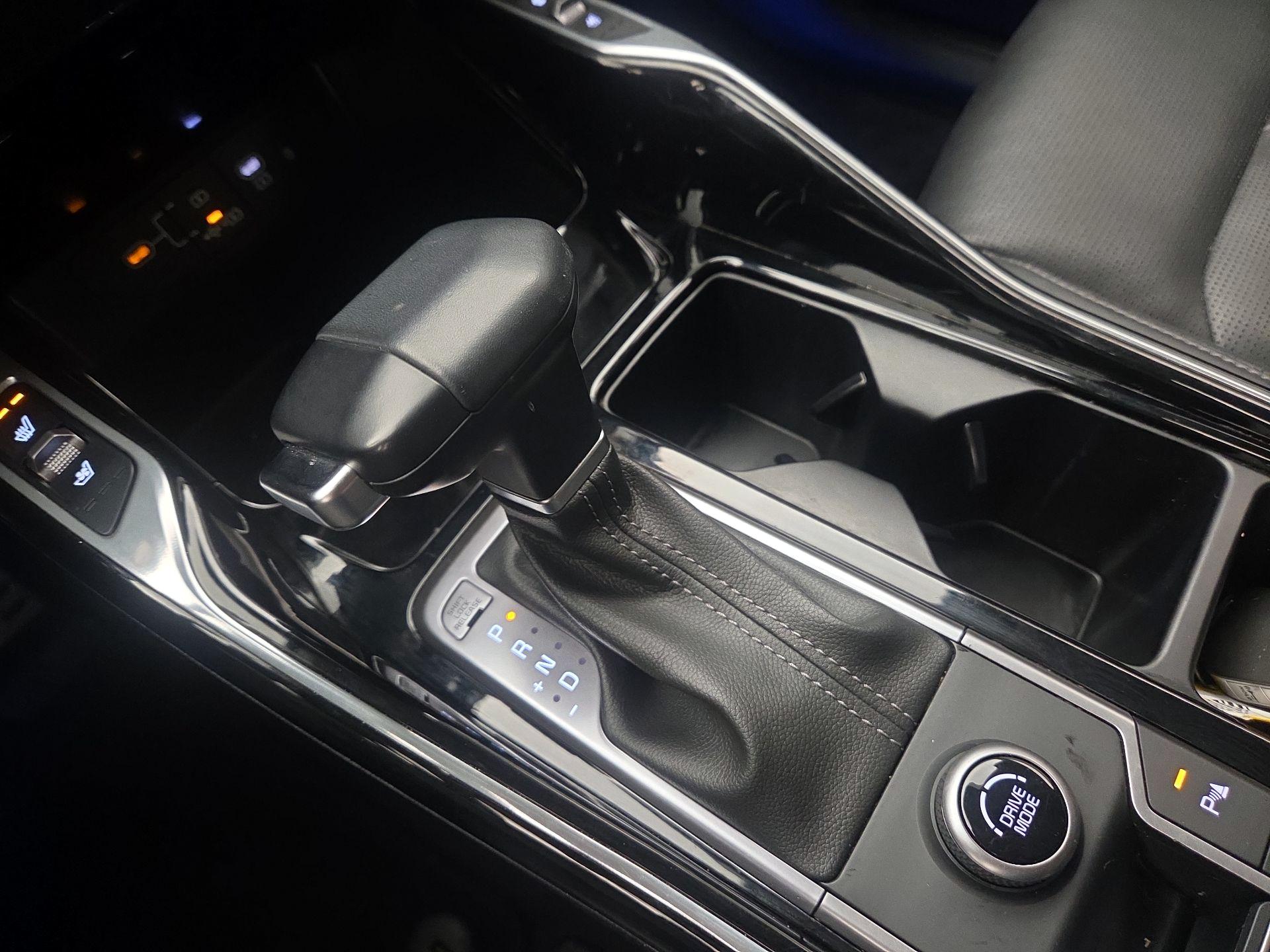 Thumbnail: 2024 Kia Sorento - 18
