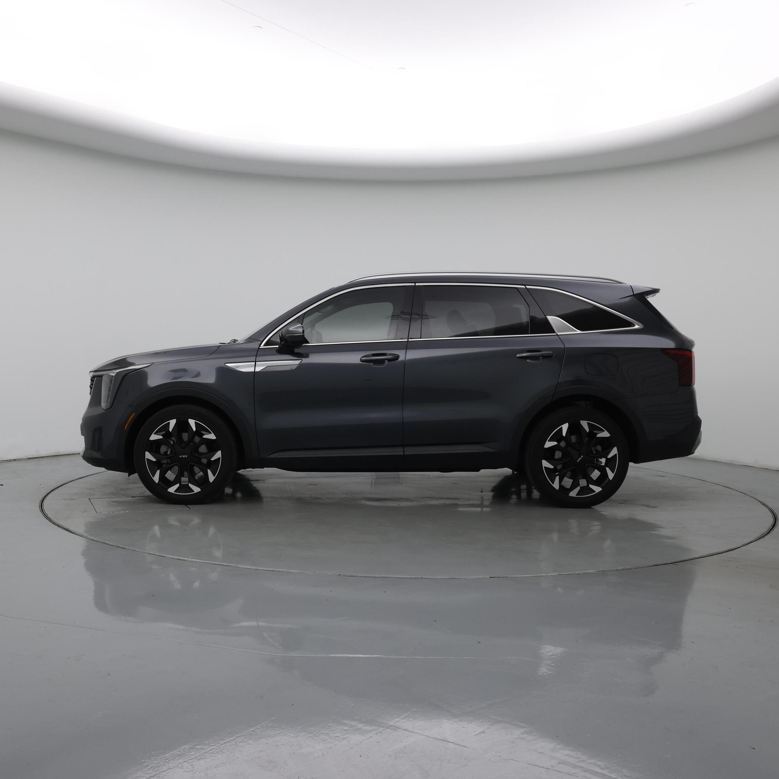 Thumbnail: 2024 Kia Sorento - 3